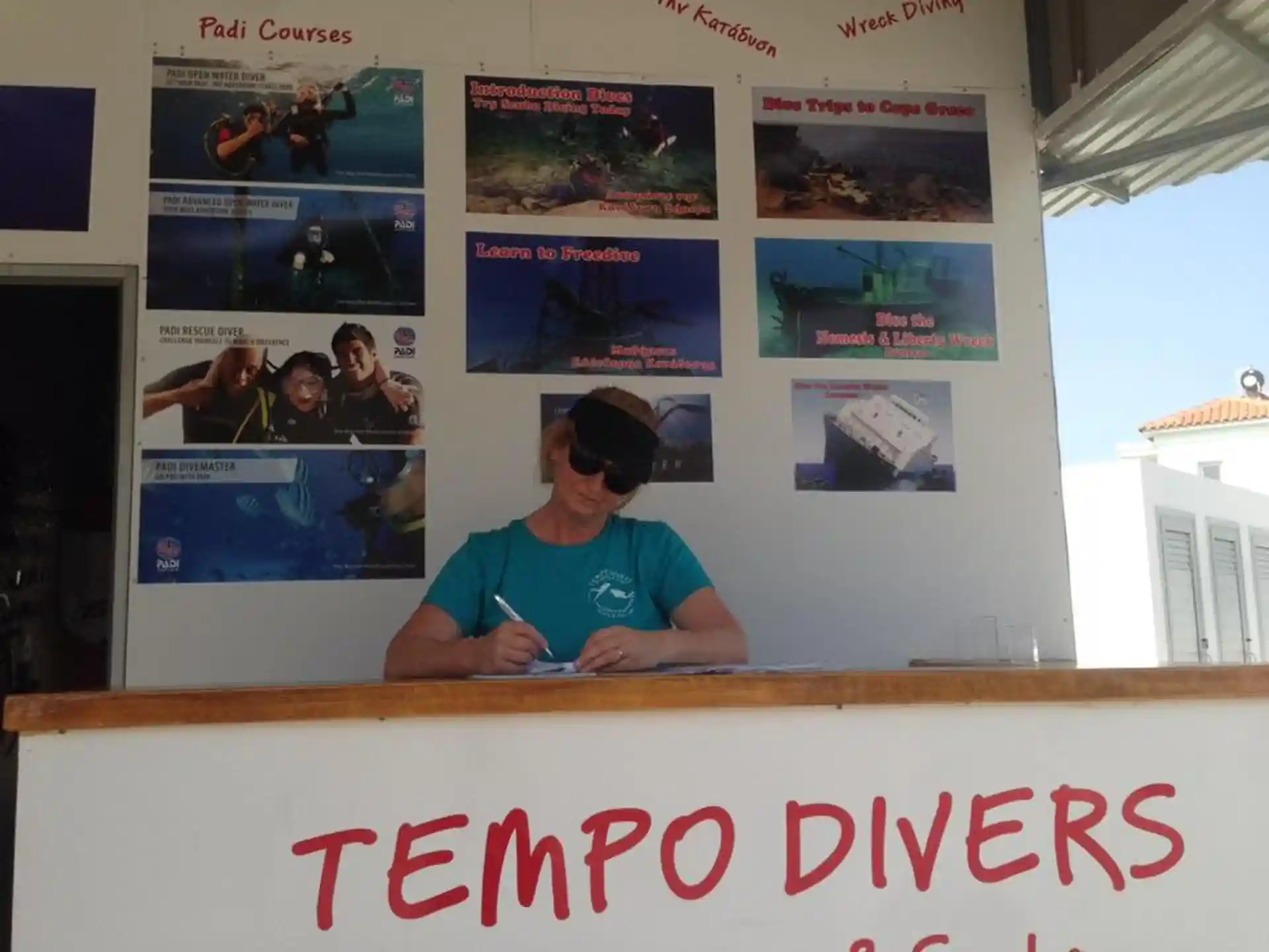 Foto de la tienda de buceo