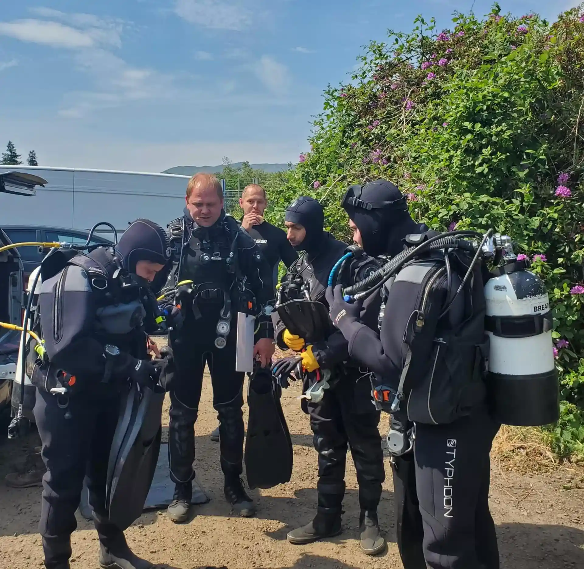 Dive shop photo