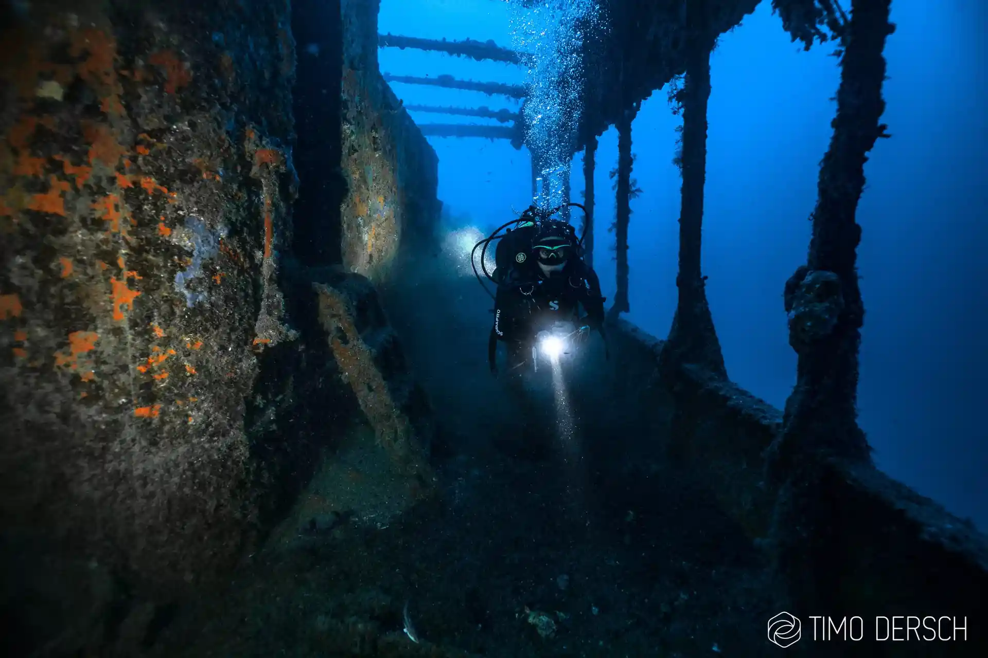 Dive shop photo
