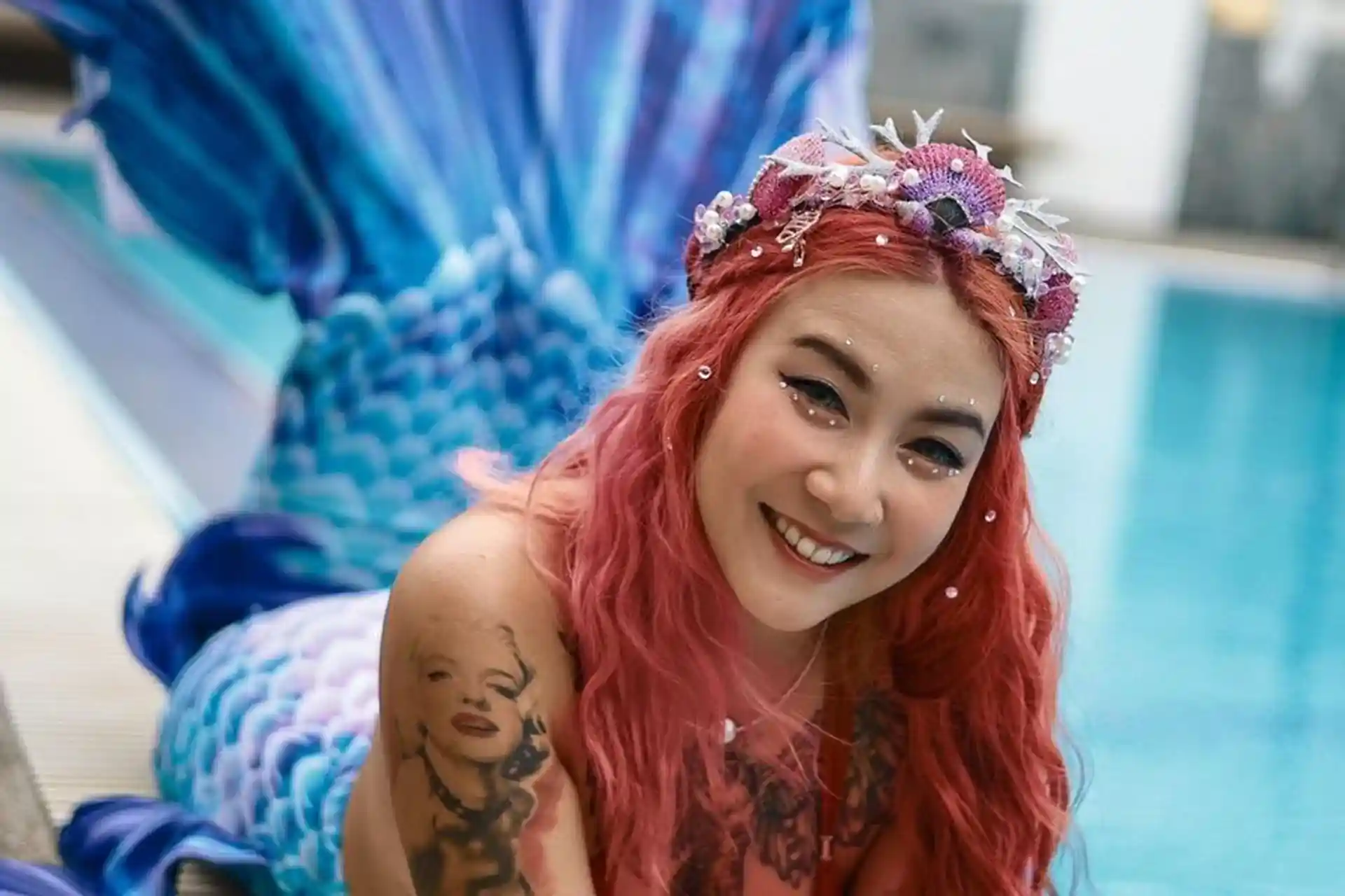 Become PADI Mermaid.