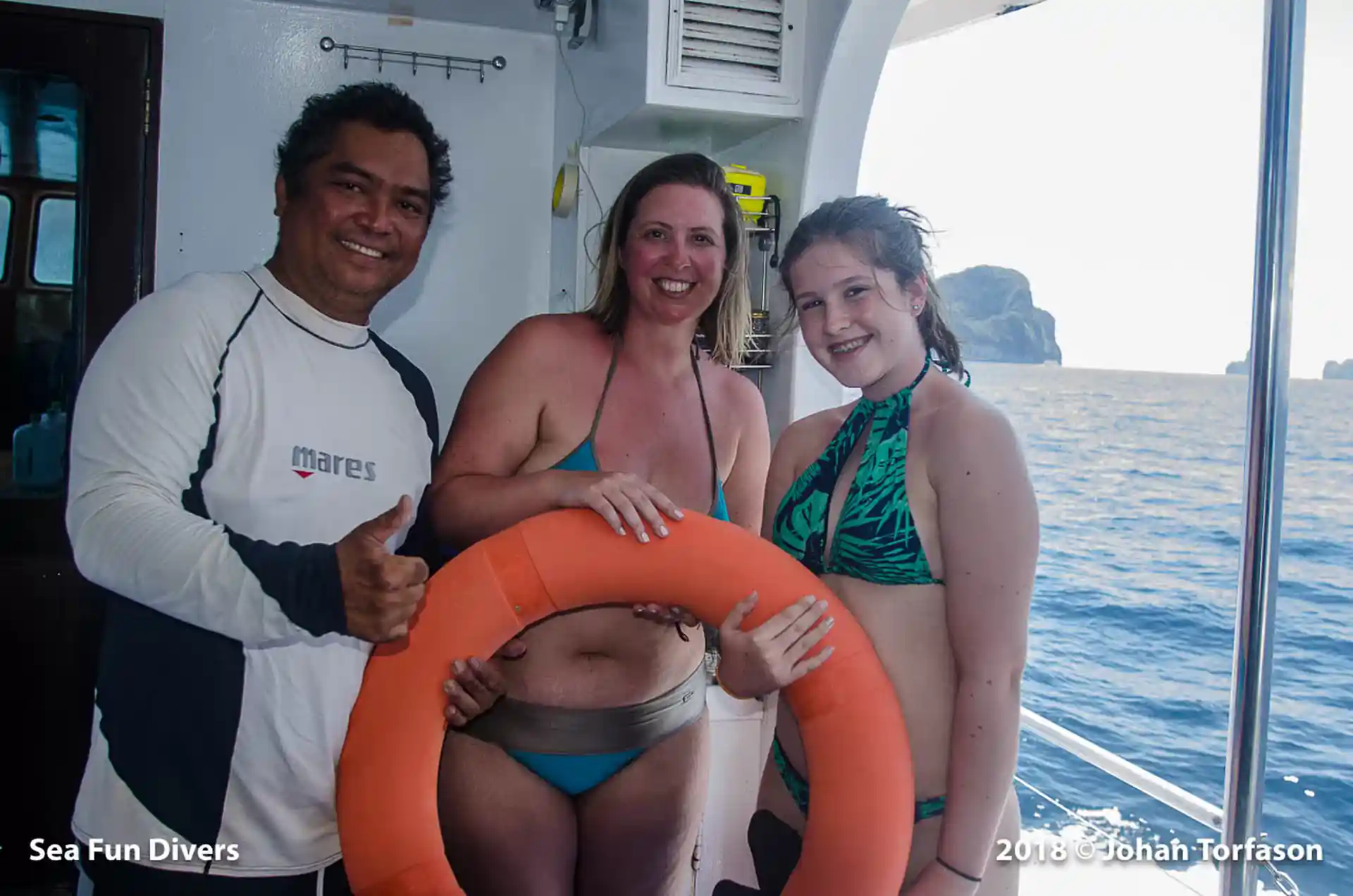 Our guides are professional divemaster and instructors. So you are in great hands.