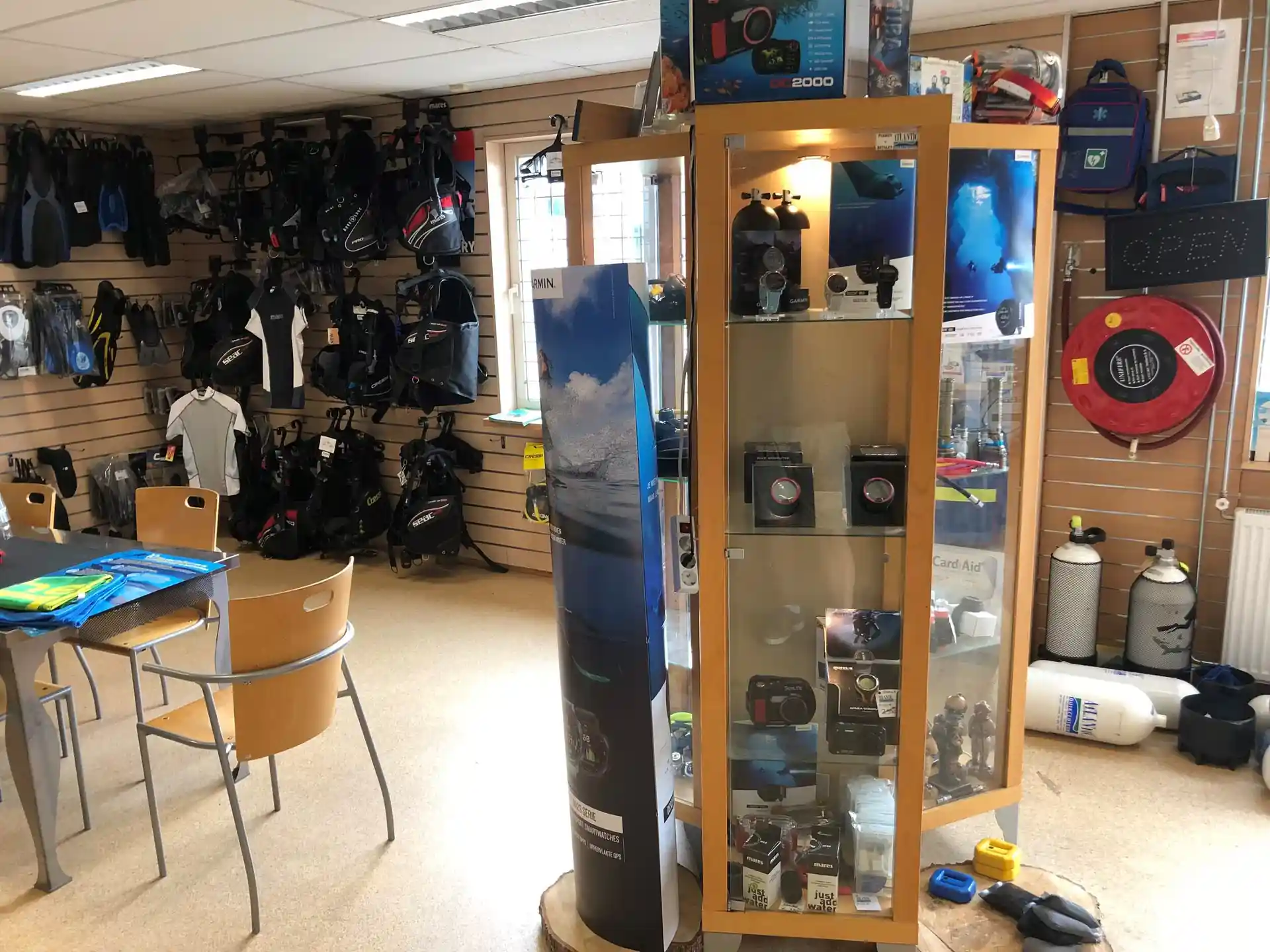Dive shop photo