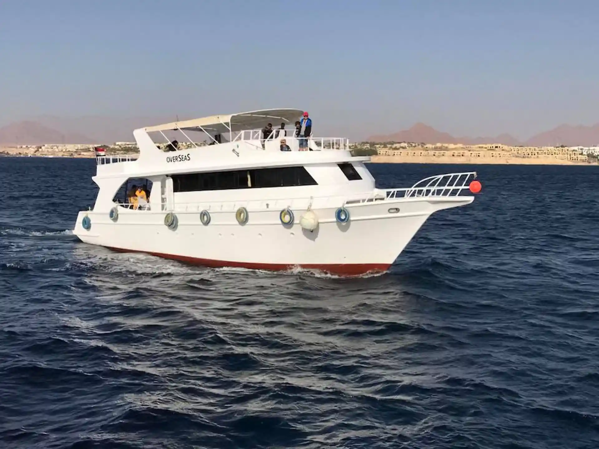 Comfy boats with cheerful crew