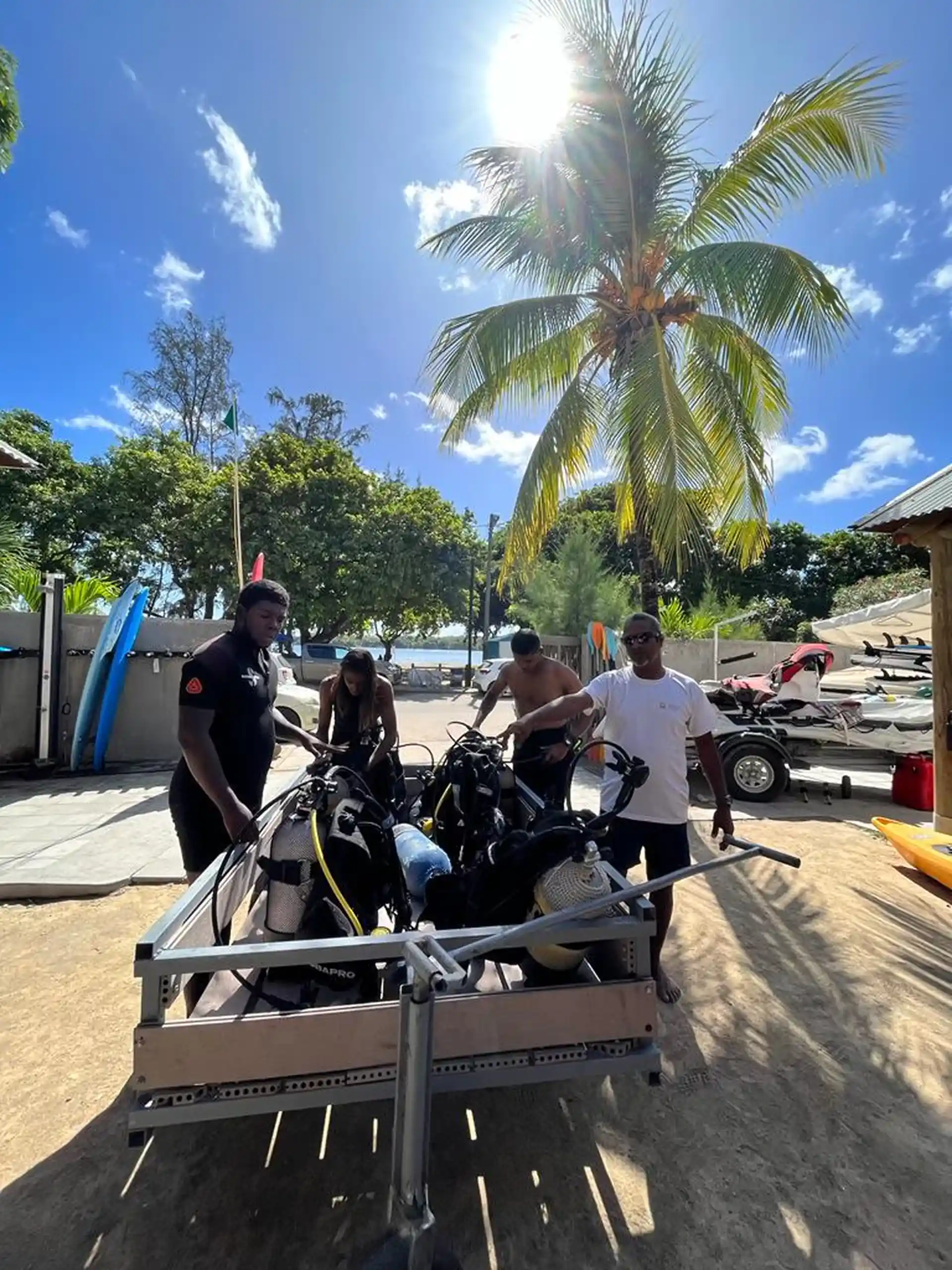 Foto de la tienda de buceo