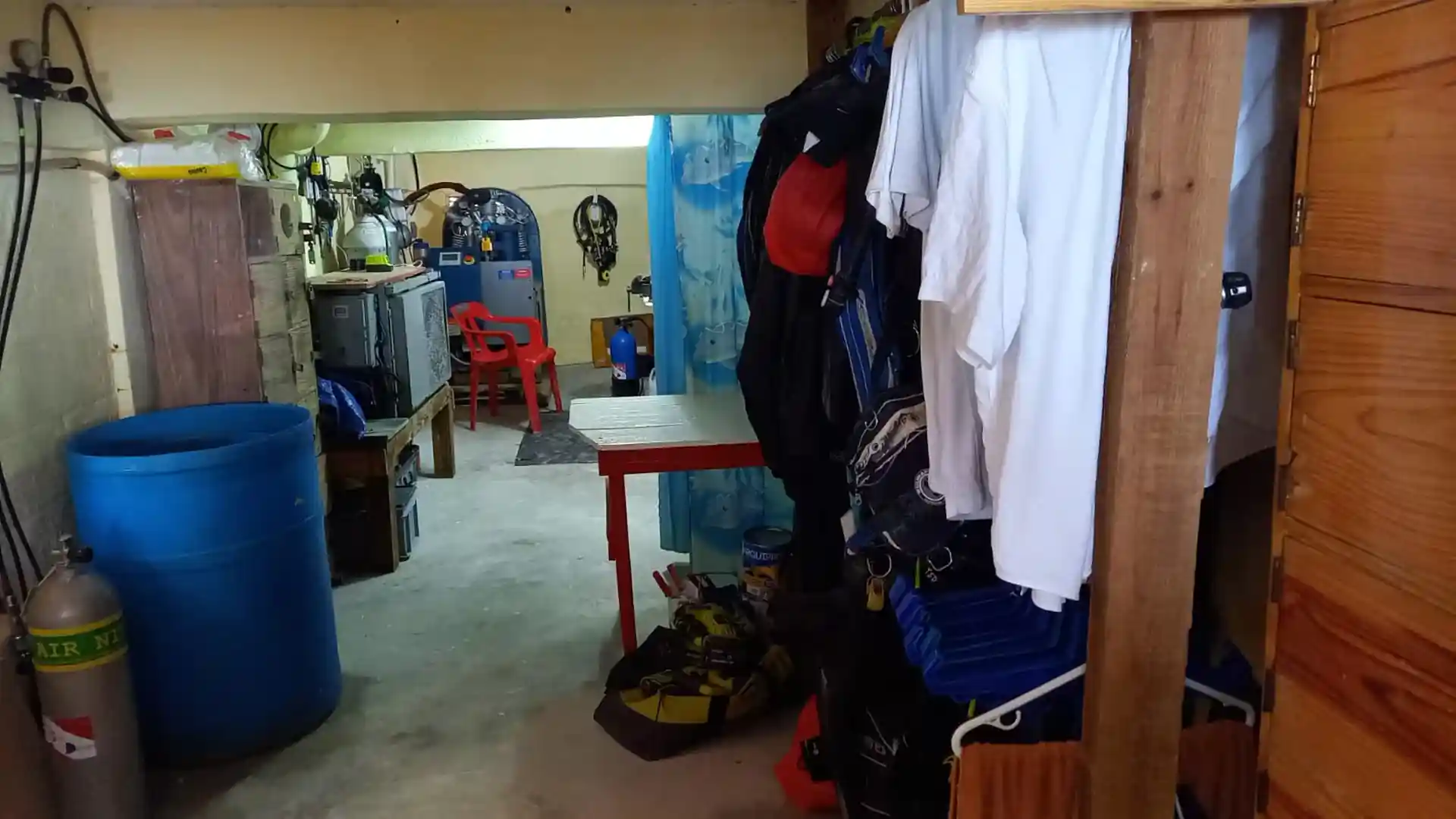 Foto de la tienda de buceo