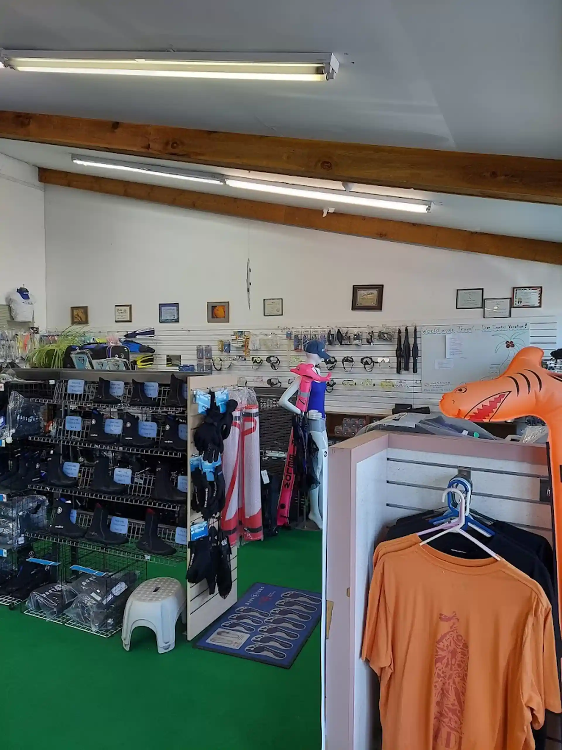 Dive shop photo