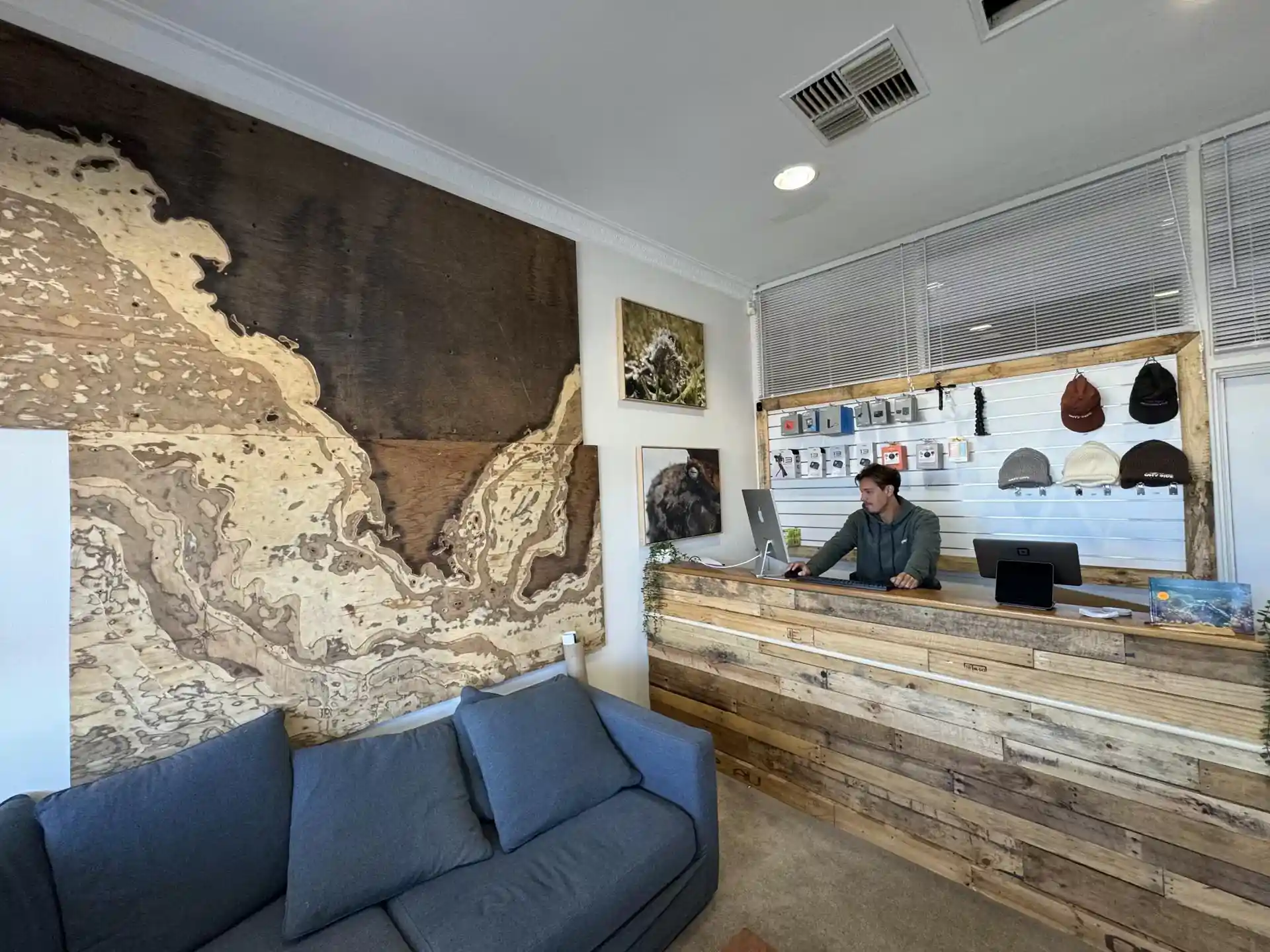 Foto de la tienda de buceo