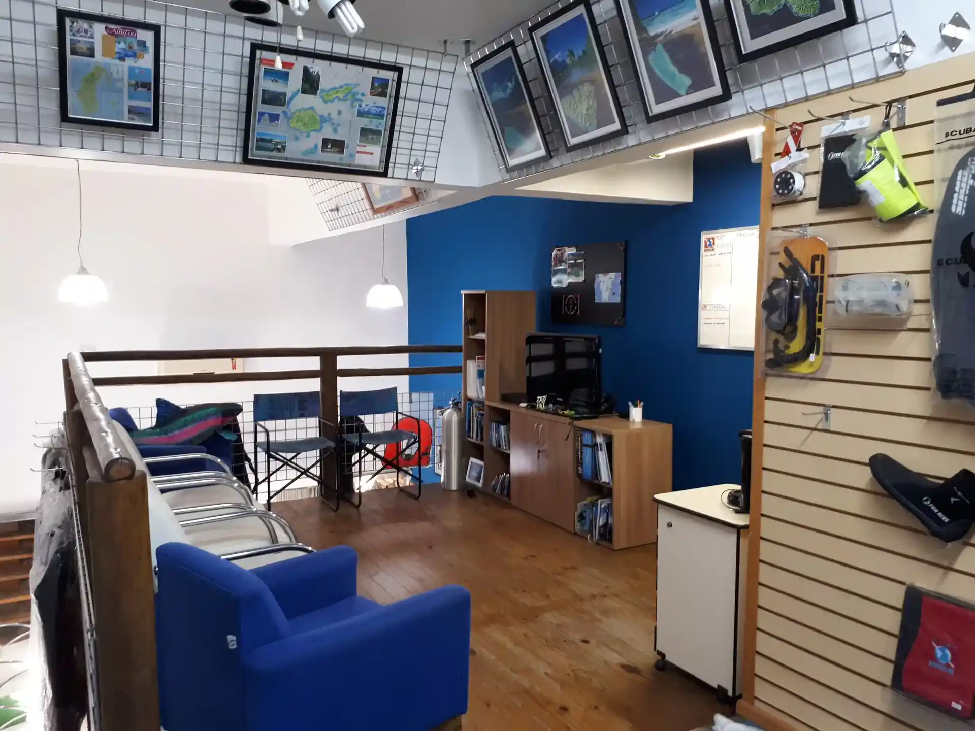 Dive shop photo
