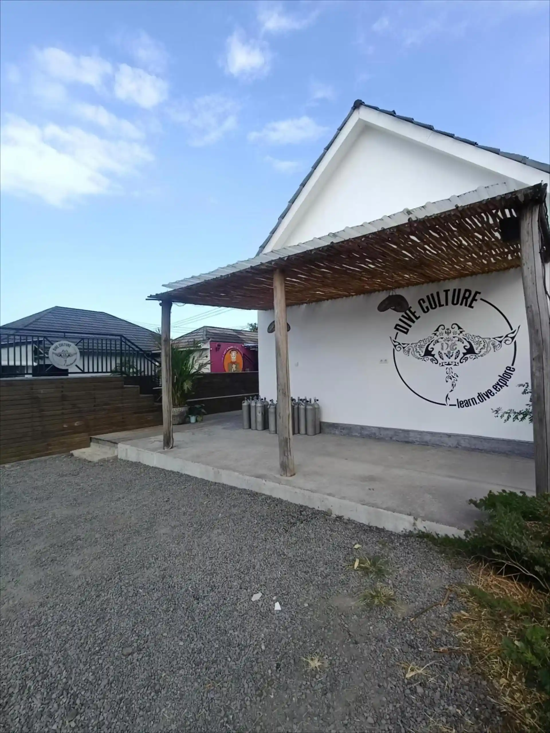 Dive shop photo