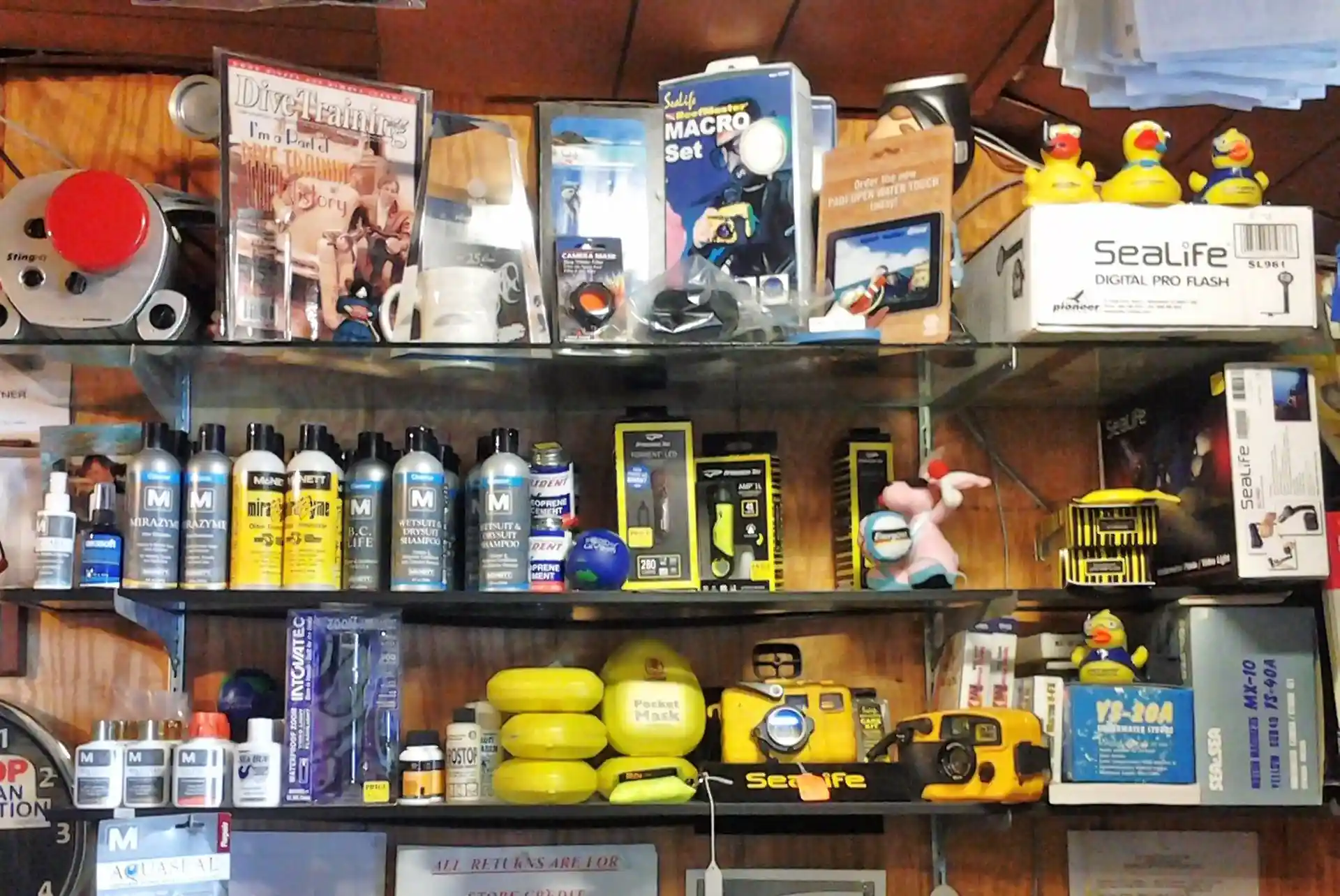 Dive shop photo