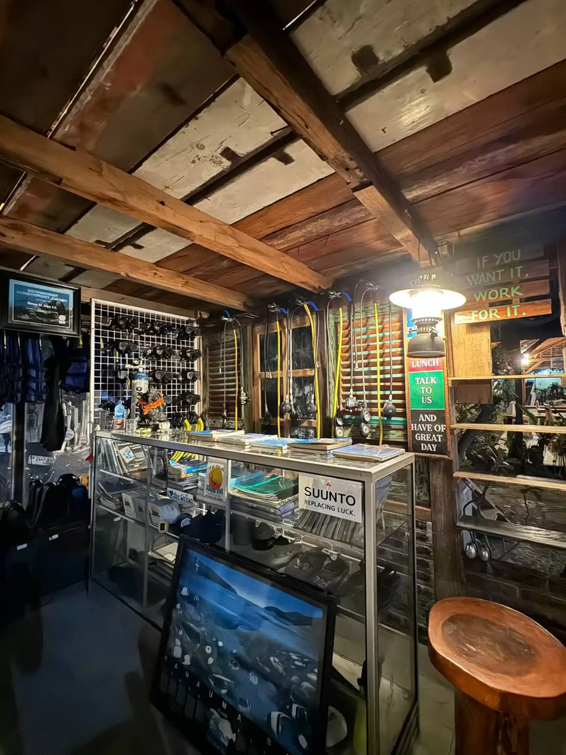 Dive shop photo