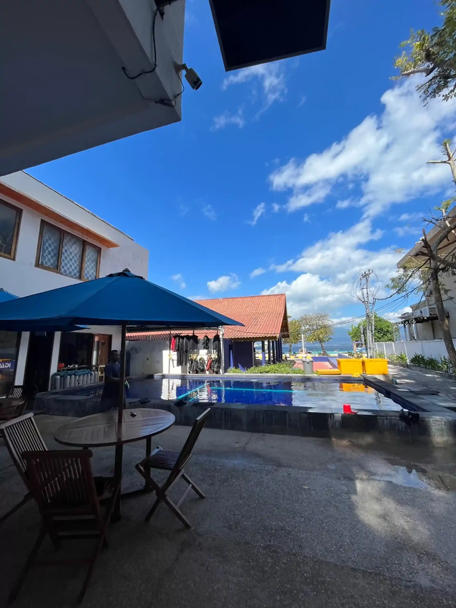 Dive shop photo