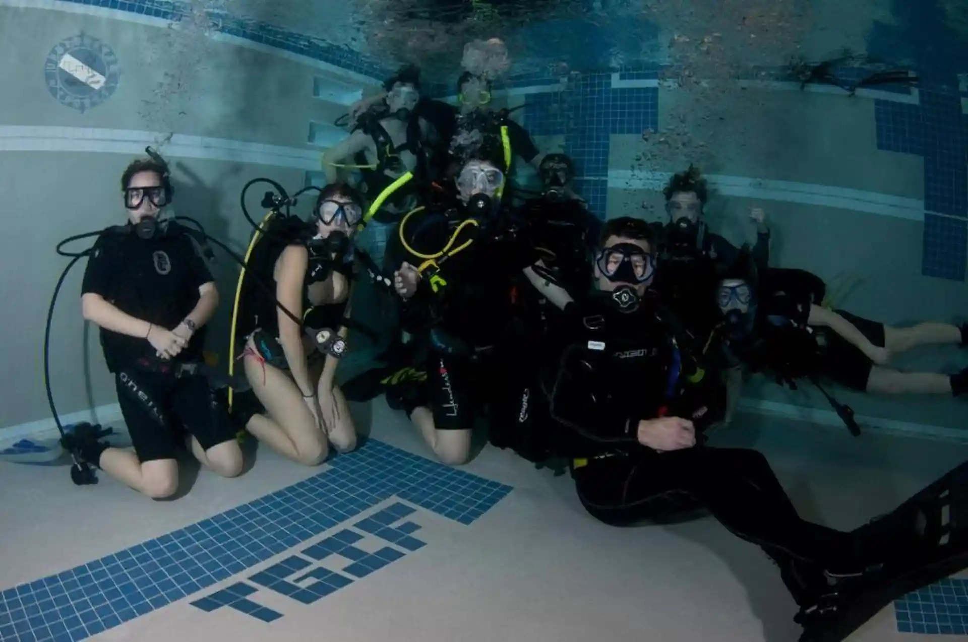 Dive shop photo