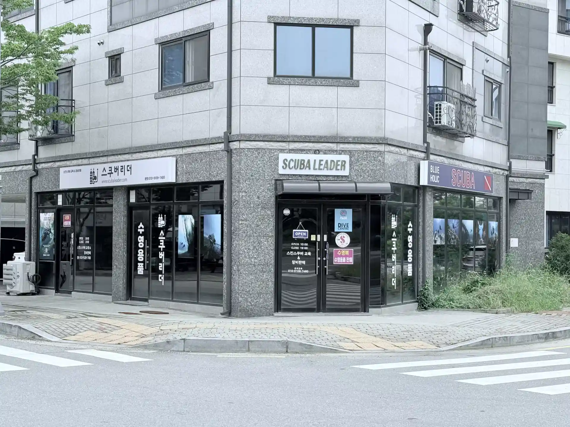 Main photo
