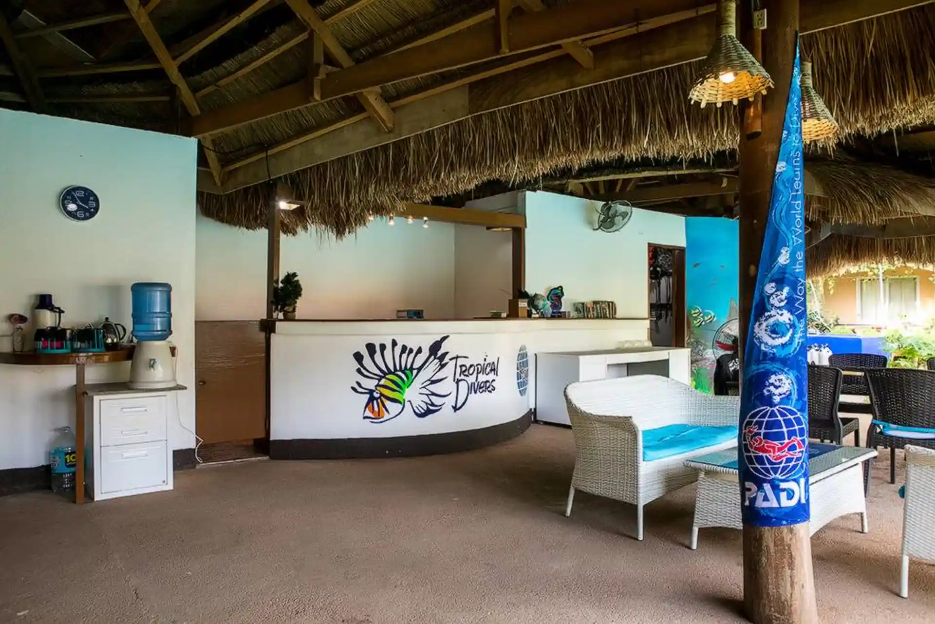 Dive shop photo