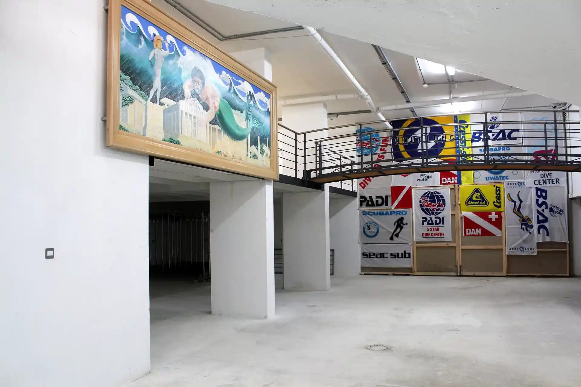 Dive shop photo