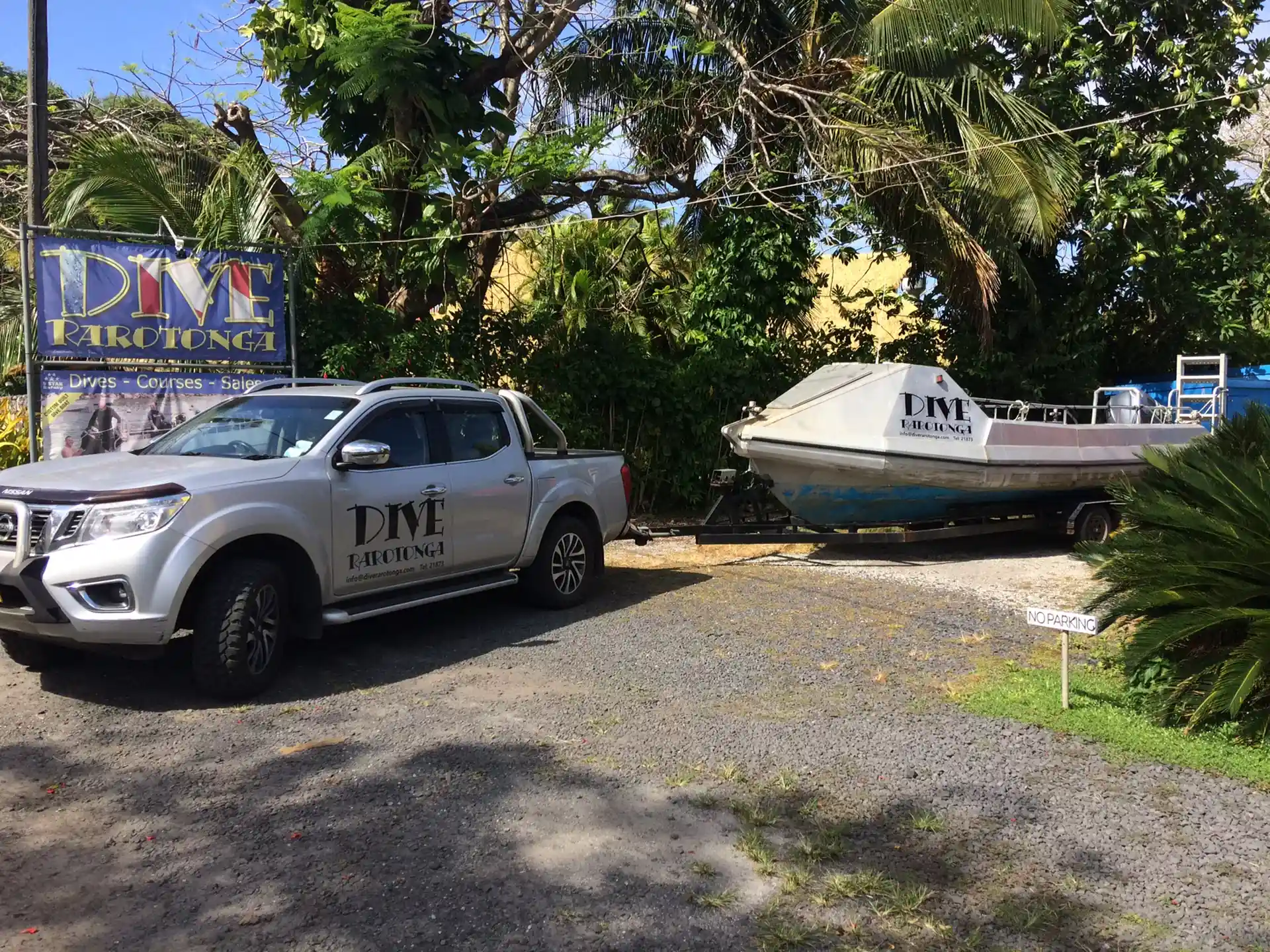 Dive shop photo