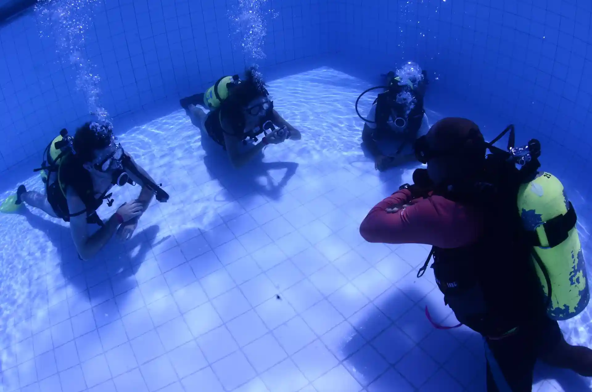 Dive shop photo
