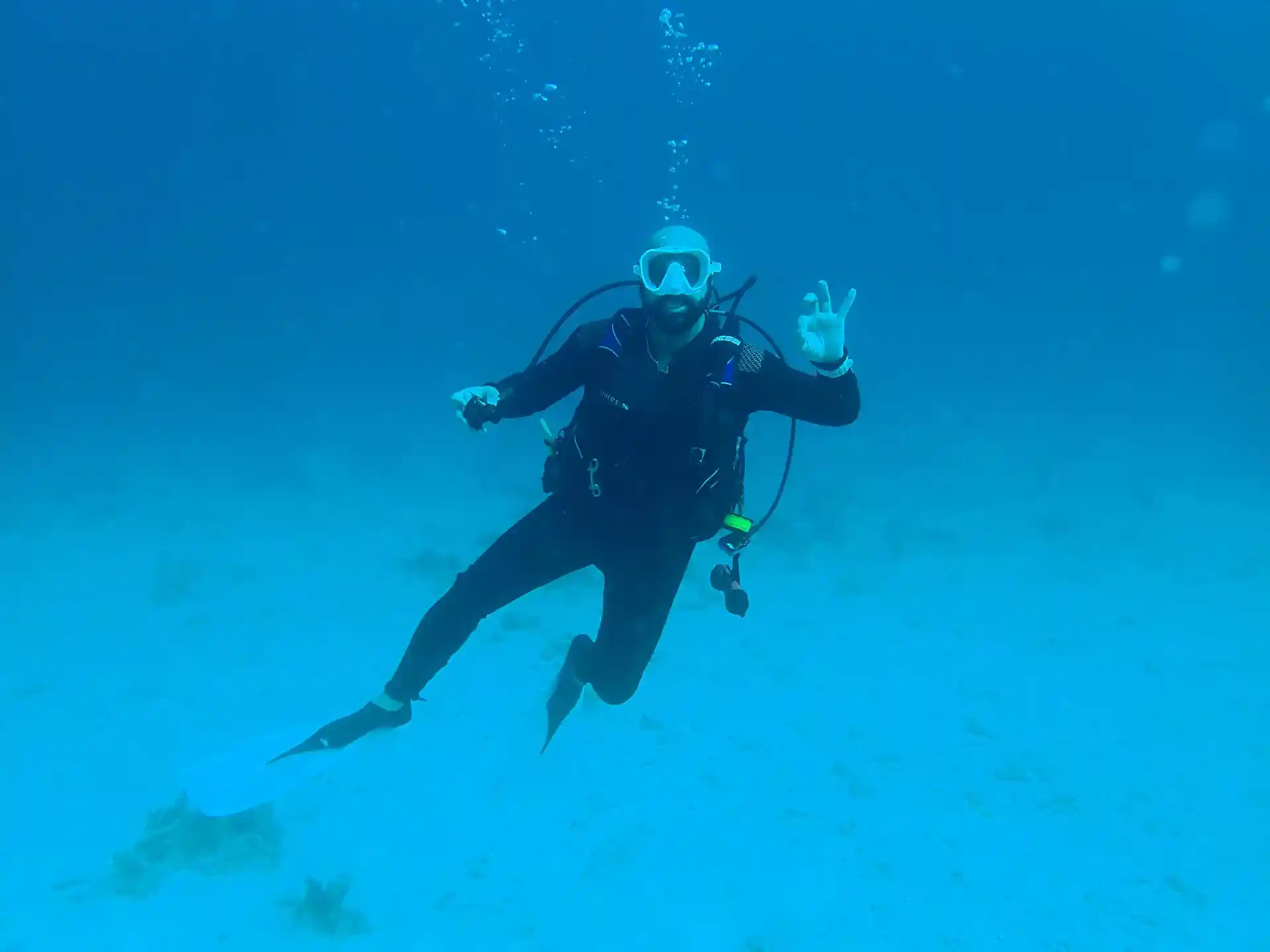 Dive shop photo