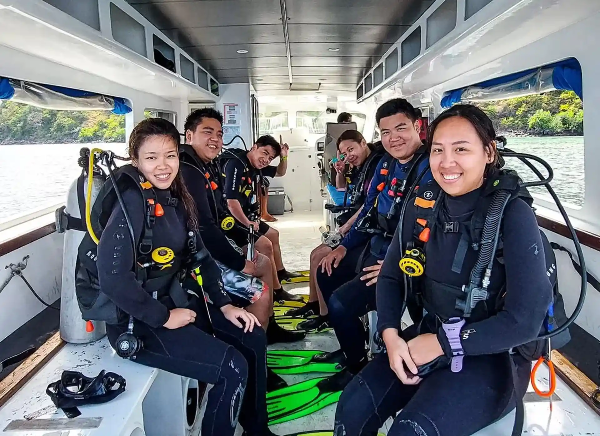 Dive shop photo