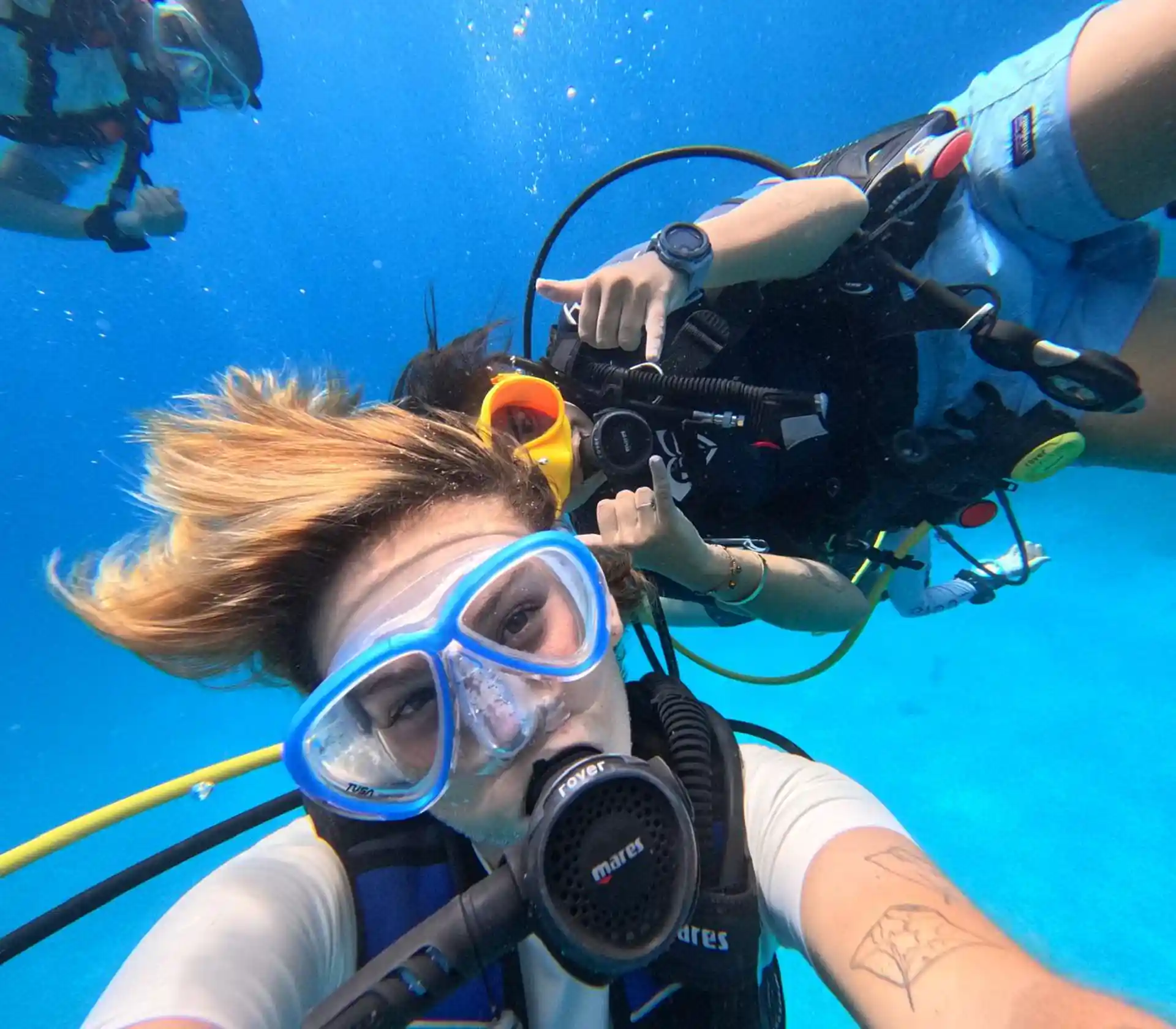 See amazing marine life & have fun learning how to dive in a safe environment.
