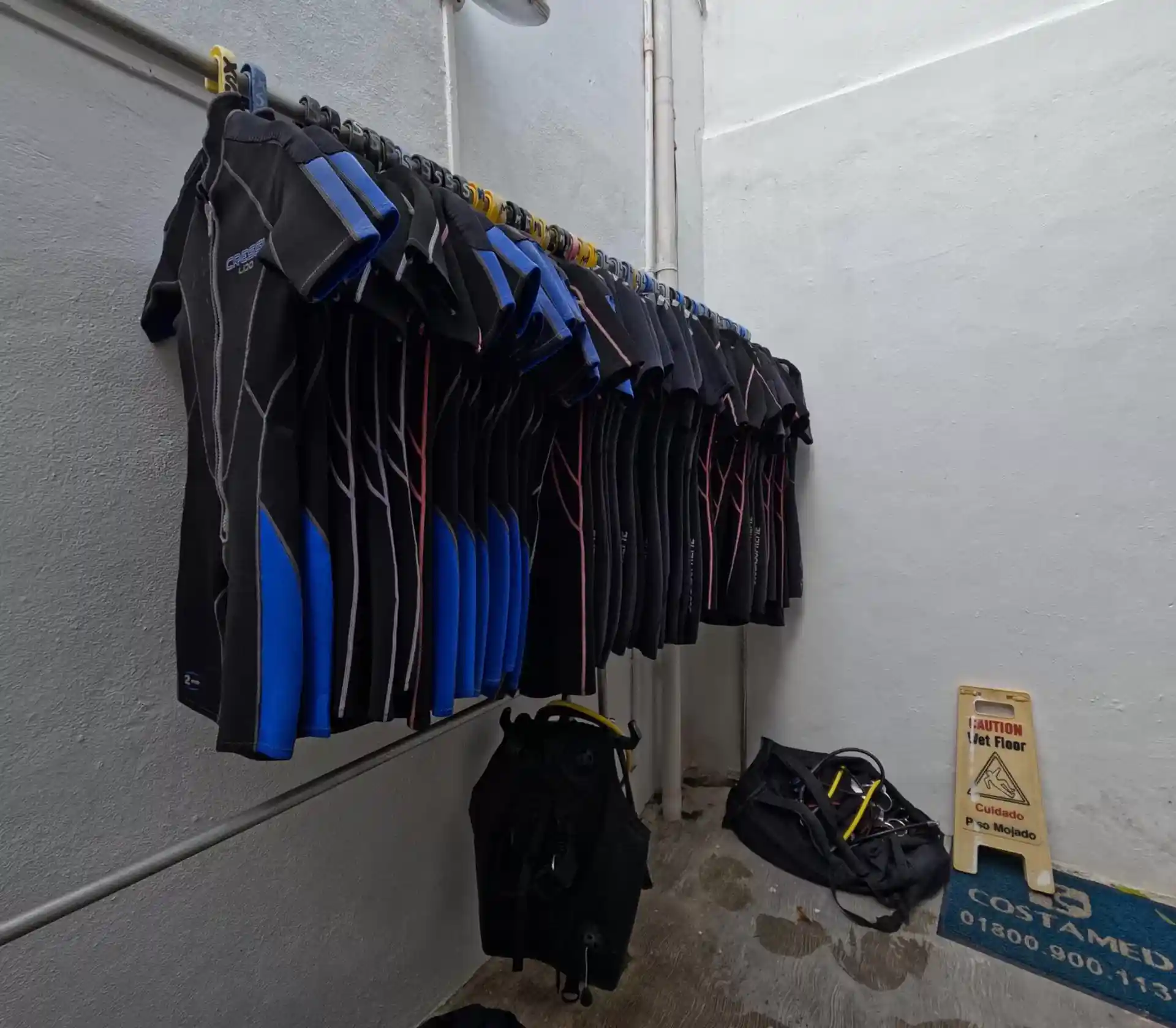 Dive shop photo