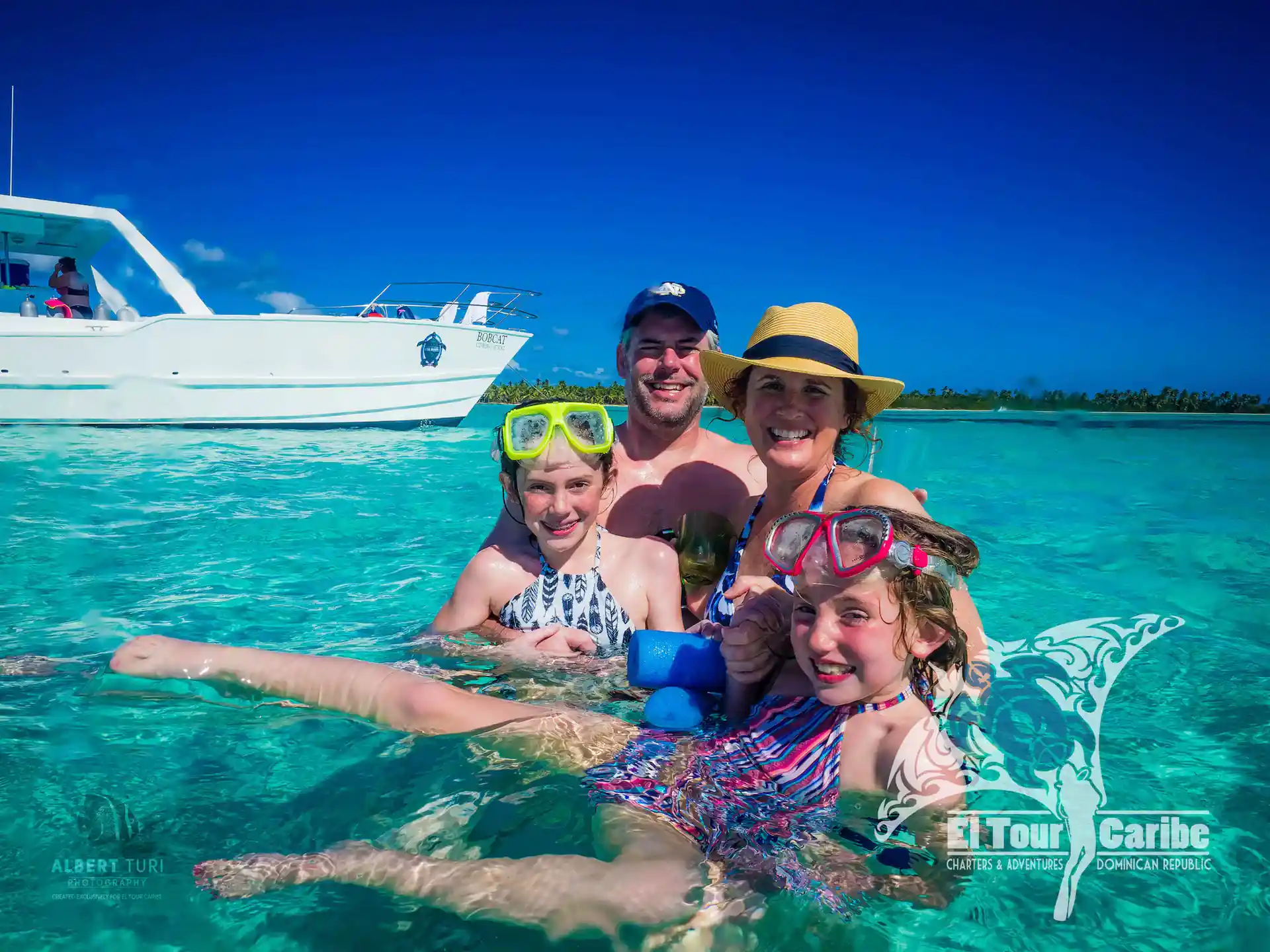 The best way to enjoy a Private Charter trip in Punta Cana - Private fullday dive & snorkel to Saona