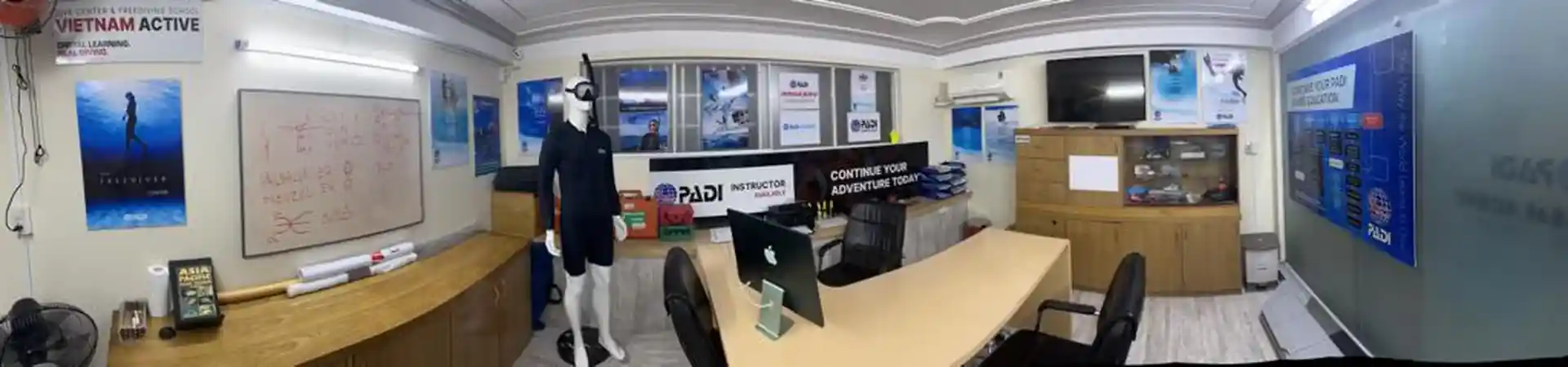 Dive shop photo