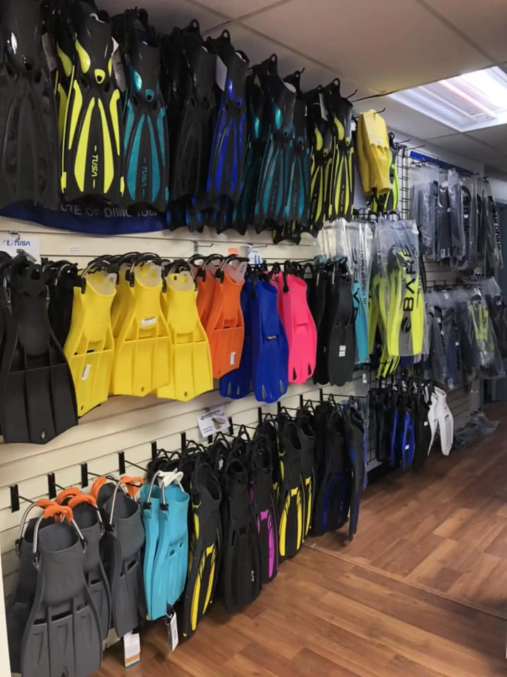 Dive shop photo