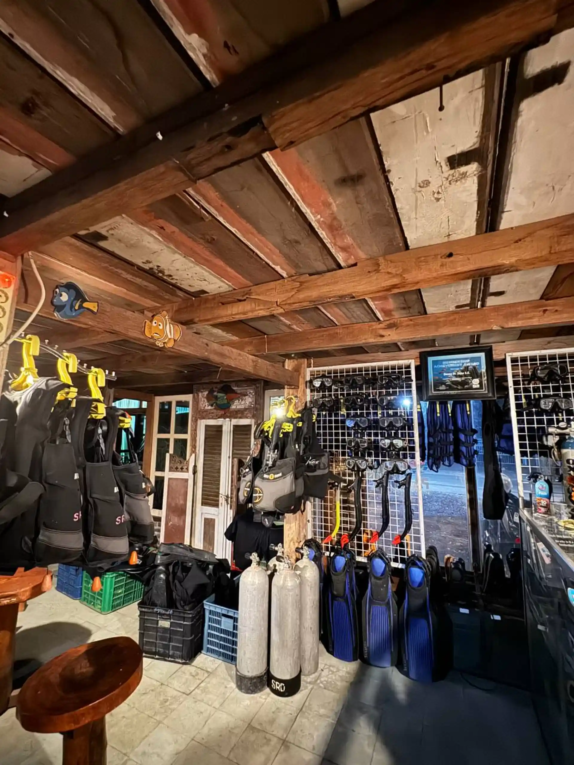 Dive shop photo