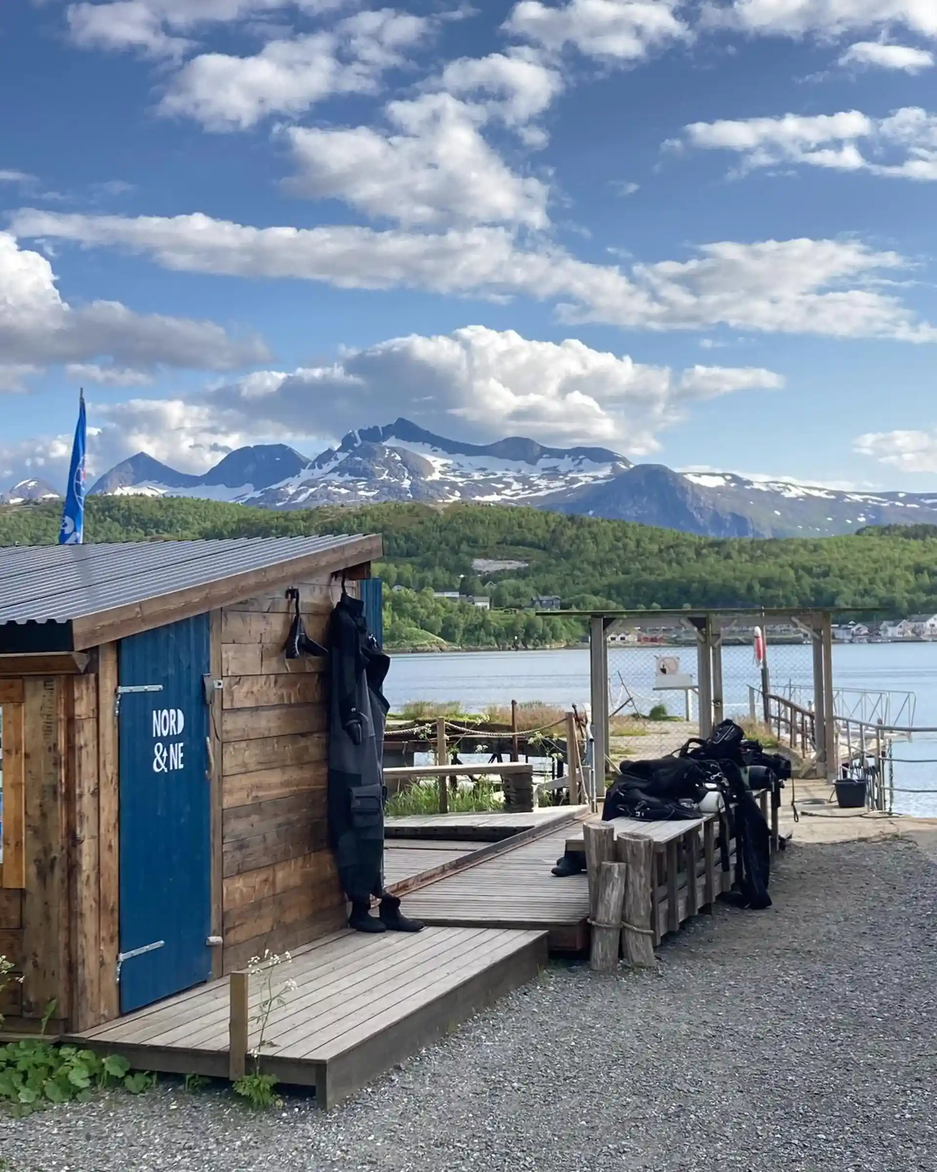 Foto de la tienda de buceo