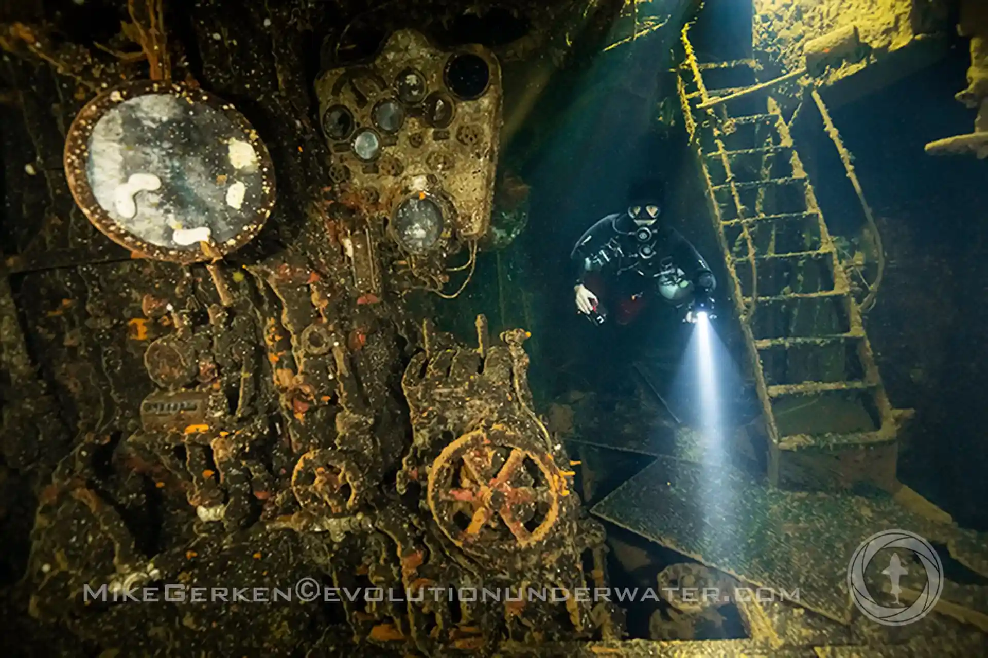 Dive shop photo
