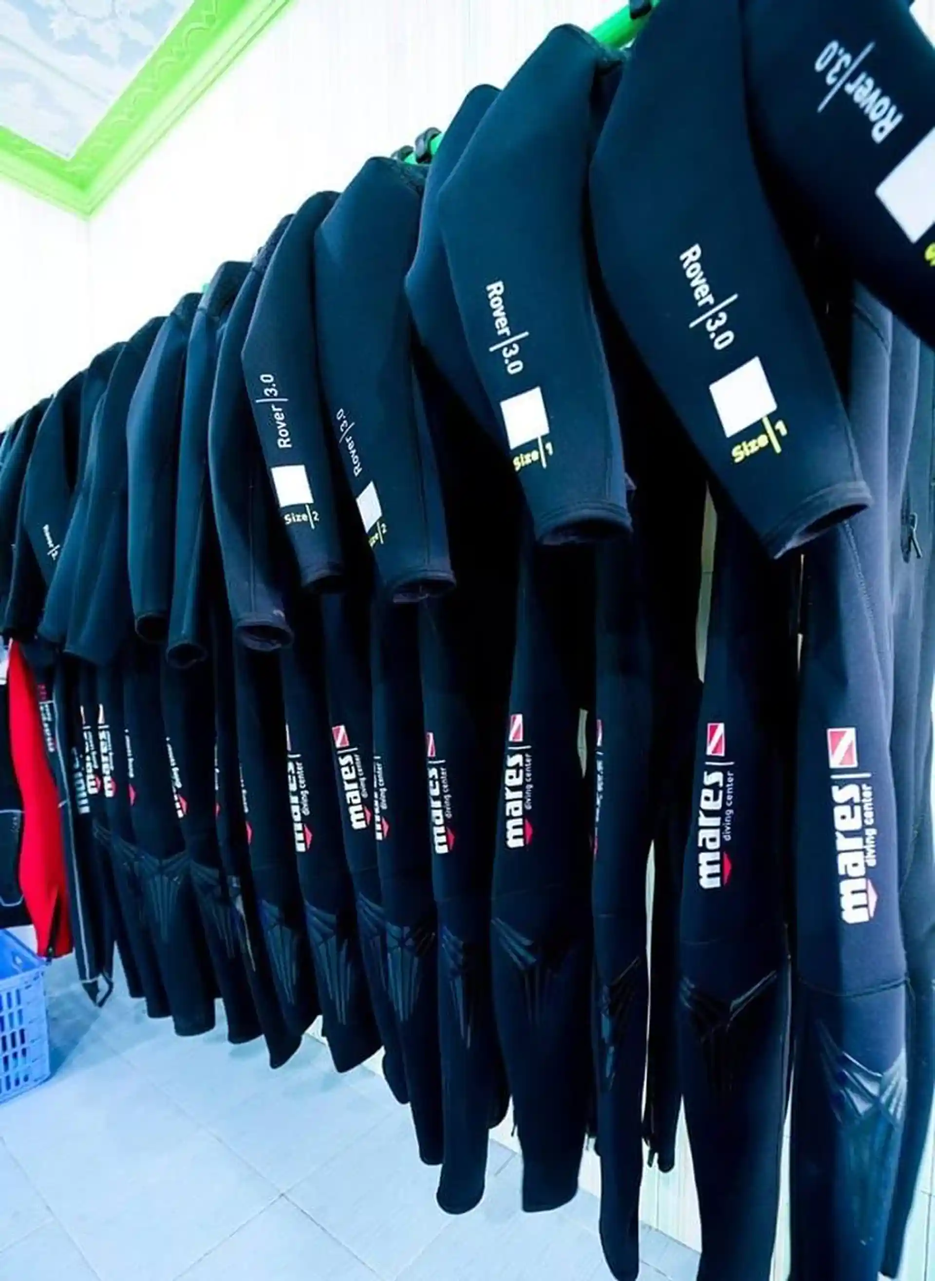 Dive shop photo