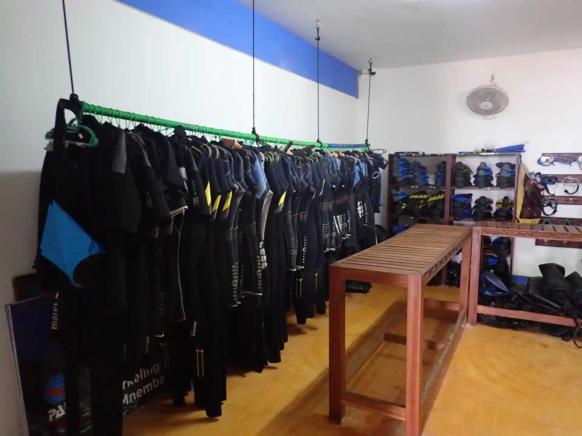 Foto de la tienda de buceo