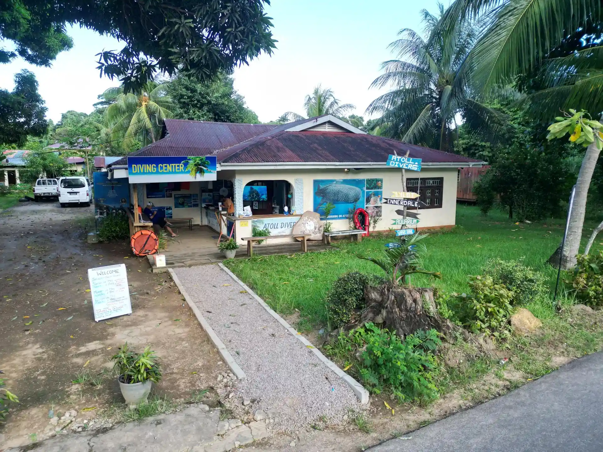 Dive shop photo