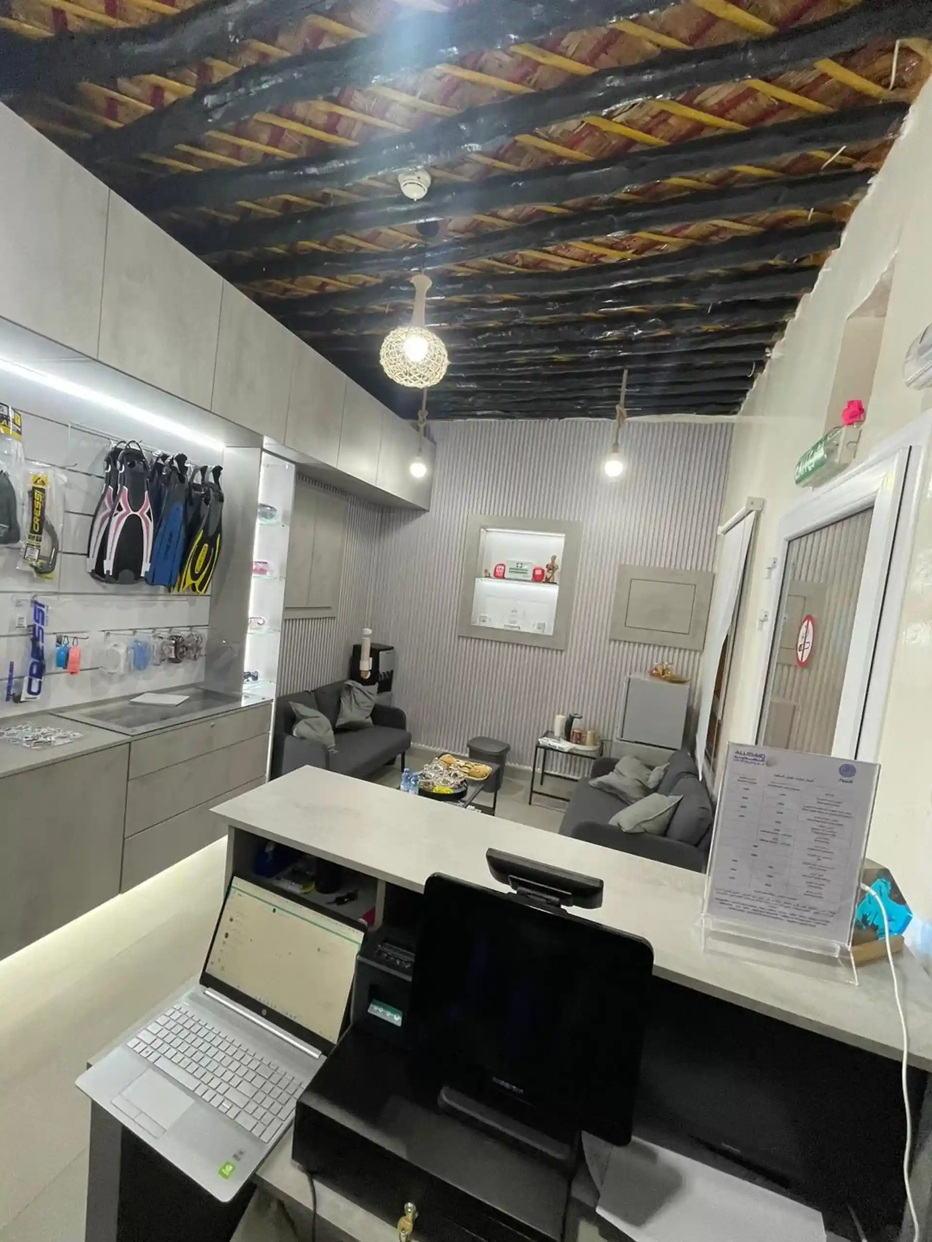 Dive shop photo
