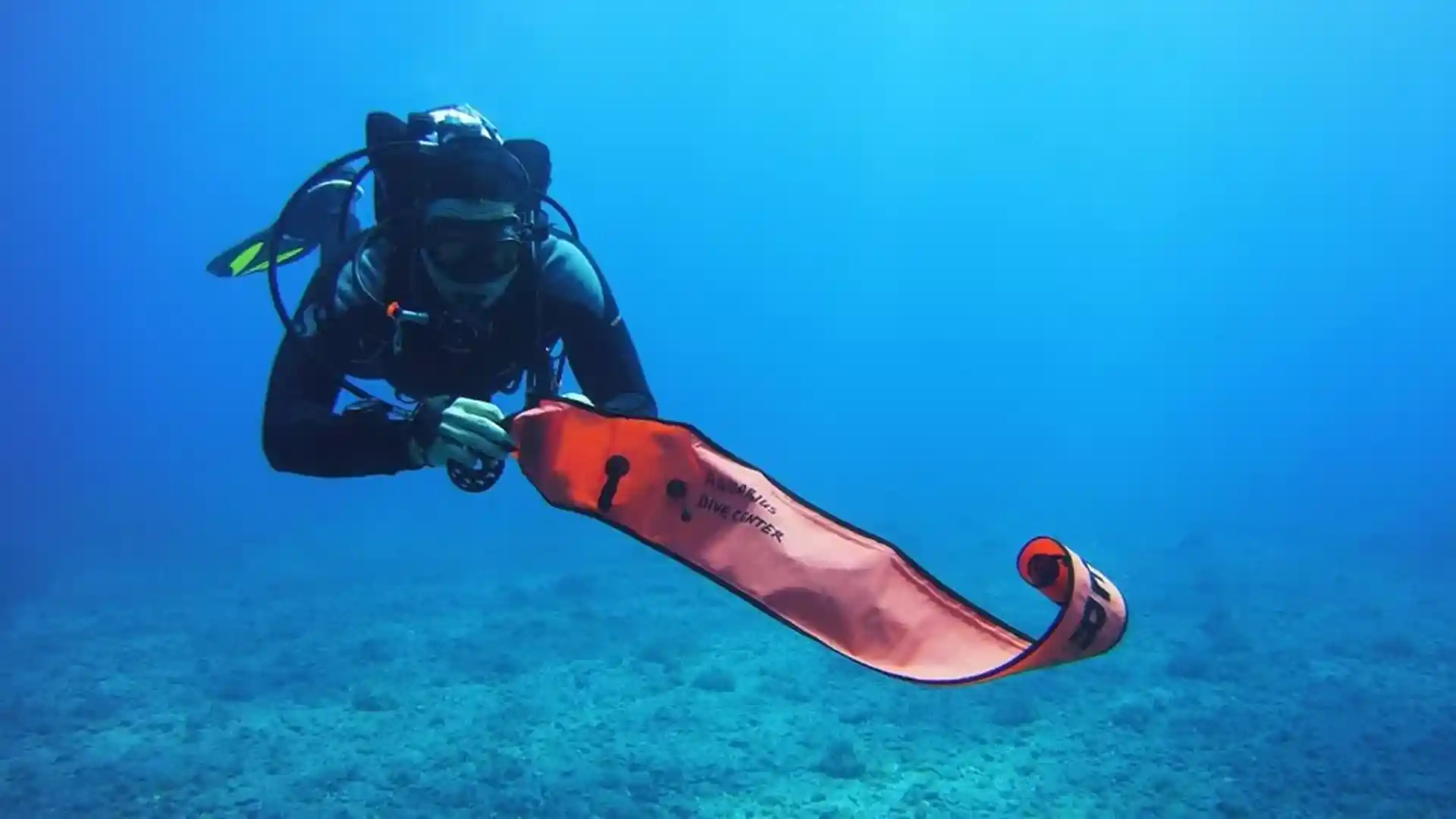 PADI DSMB course tenerife