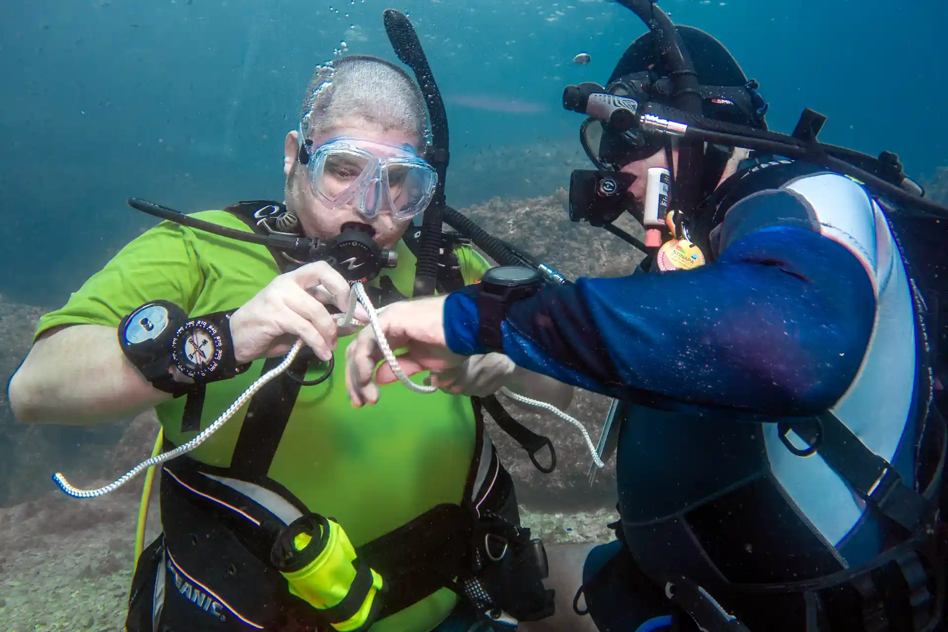 Foto de la tienda de buceo