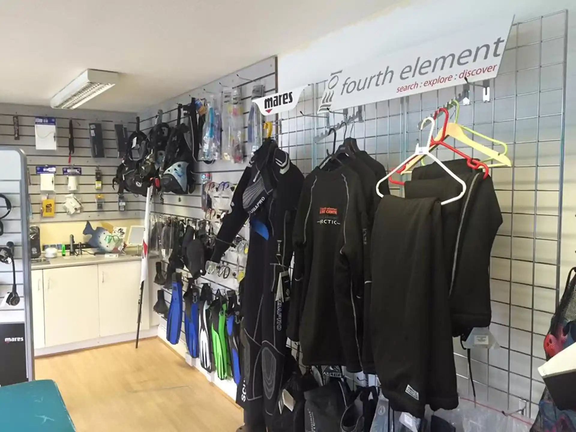 Dive shop photo