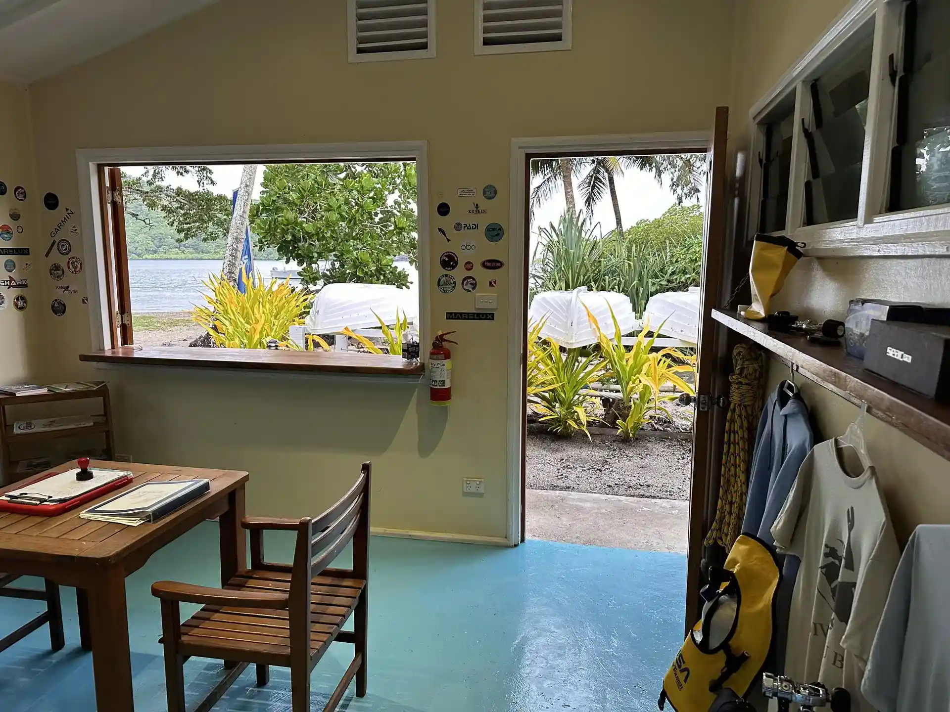 Foto de la tienda de buceo