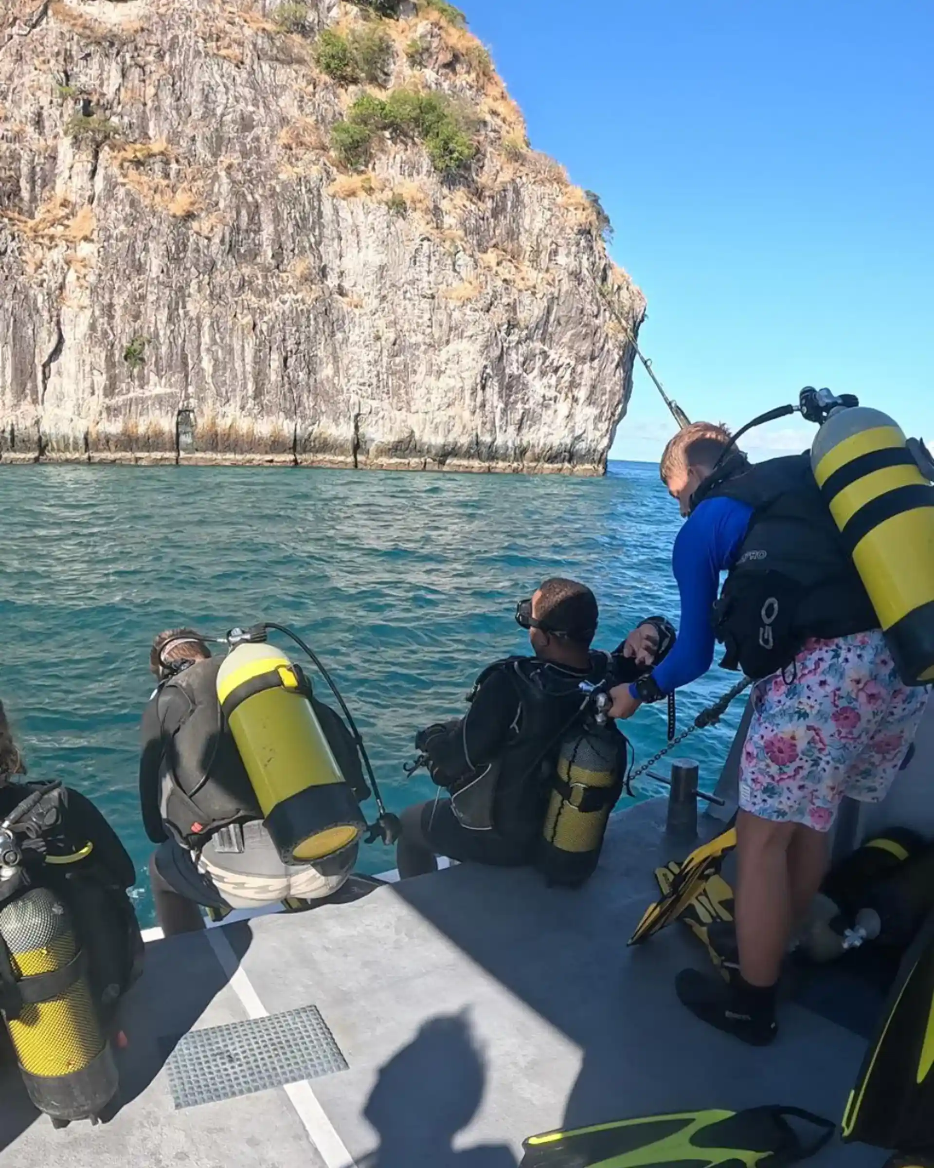 Dive shop photo