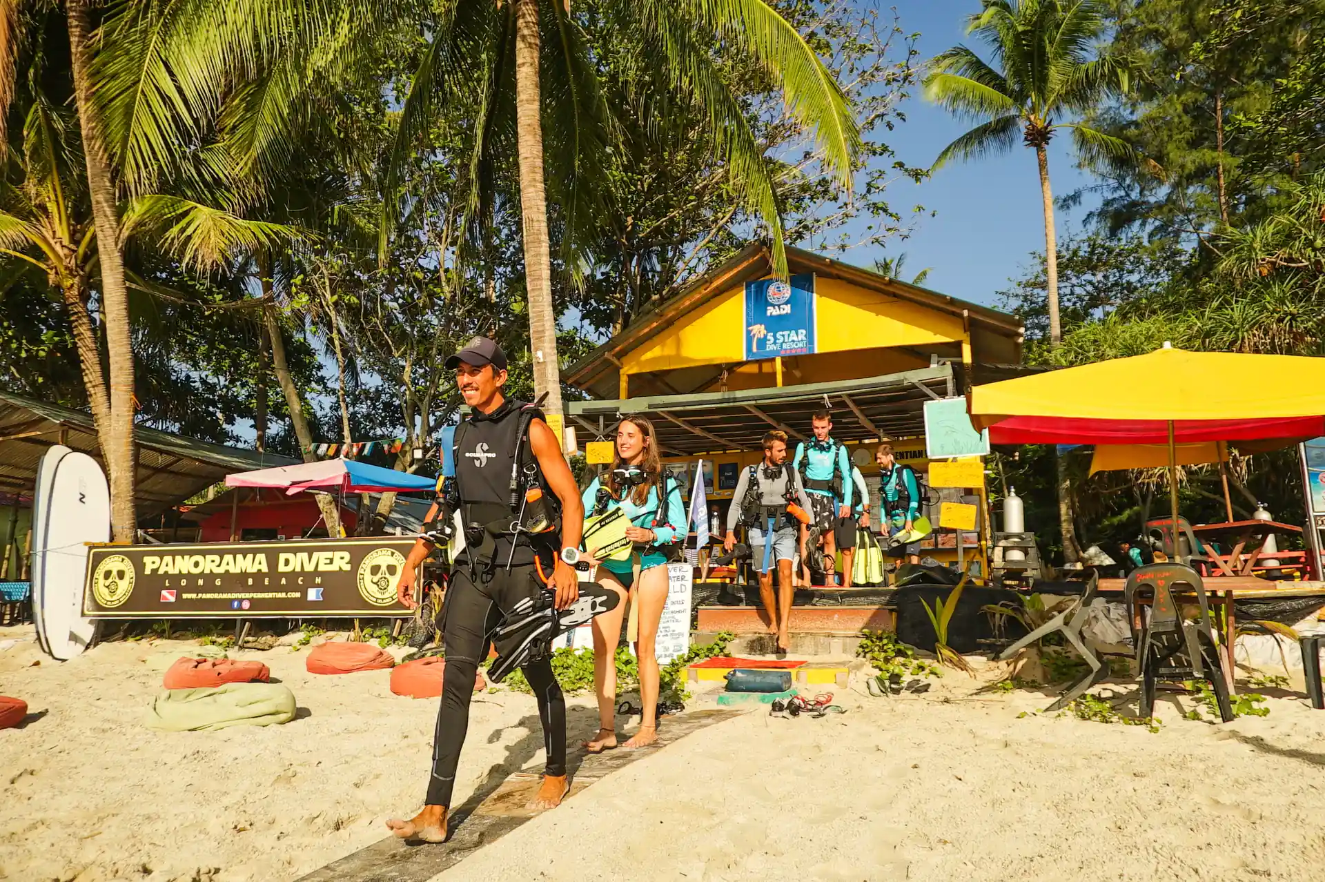 Dive shop photo