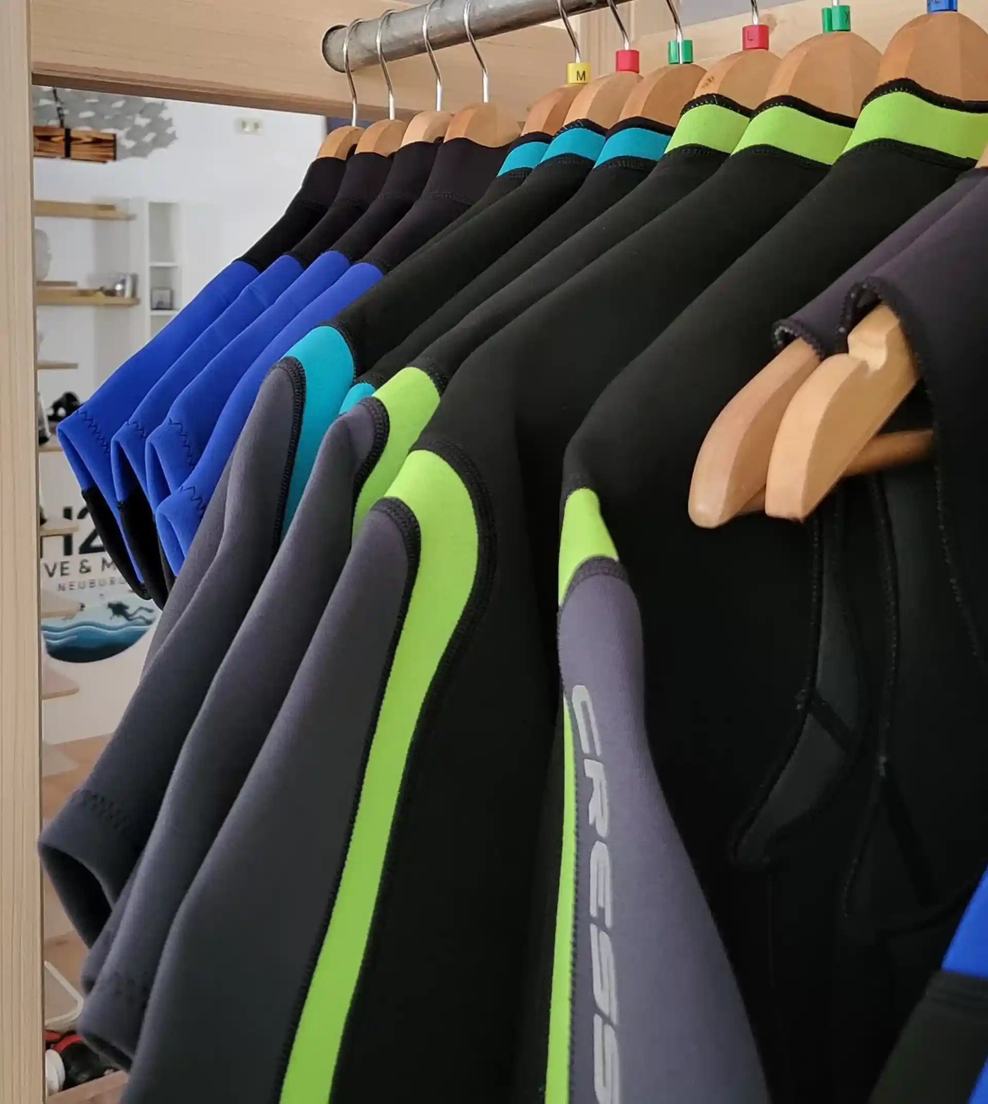 Dive shop photo