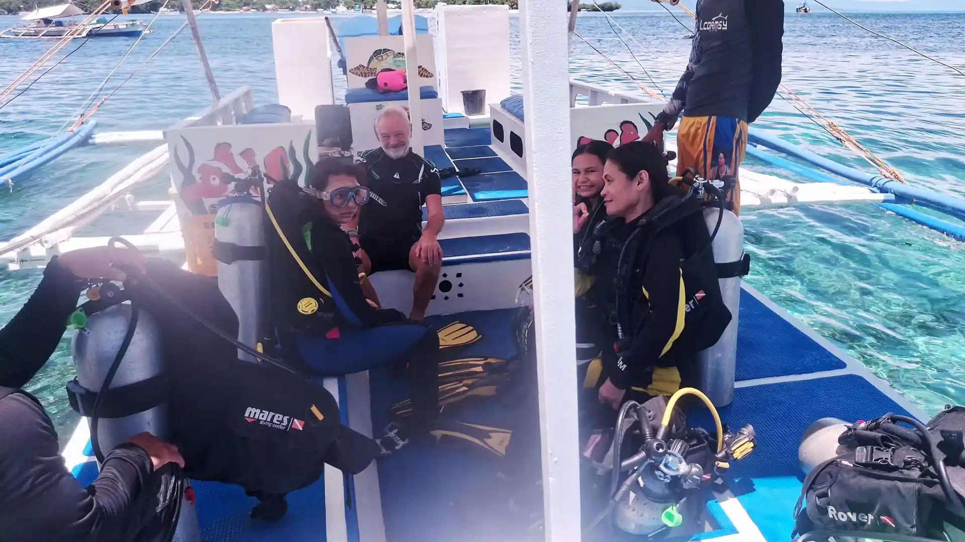 Dive shop photo