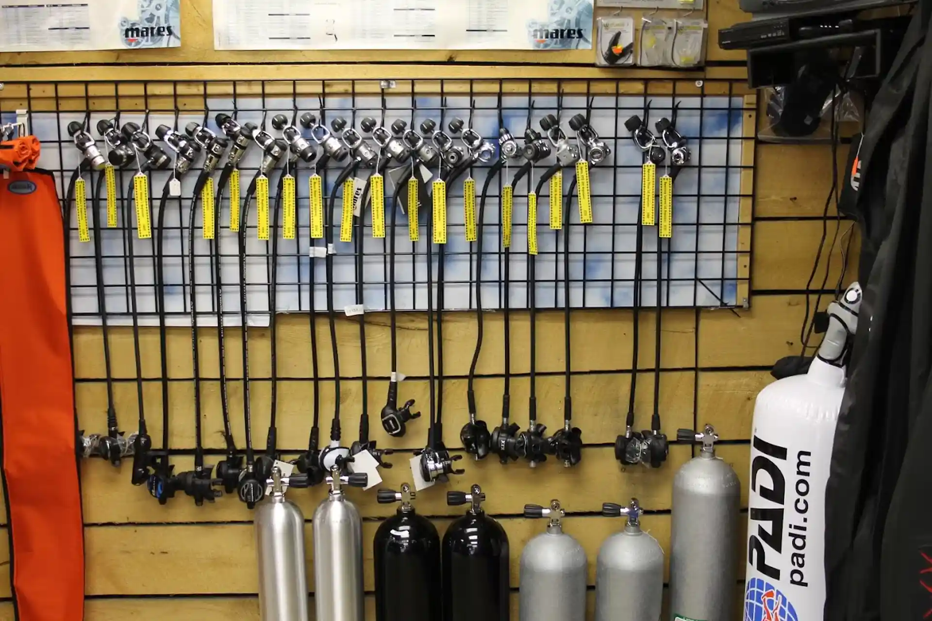 Dive shop photo