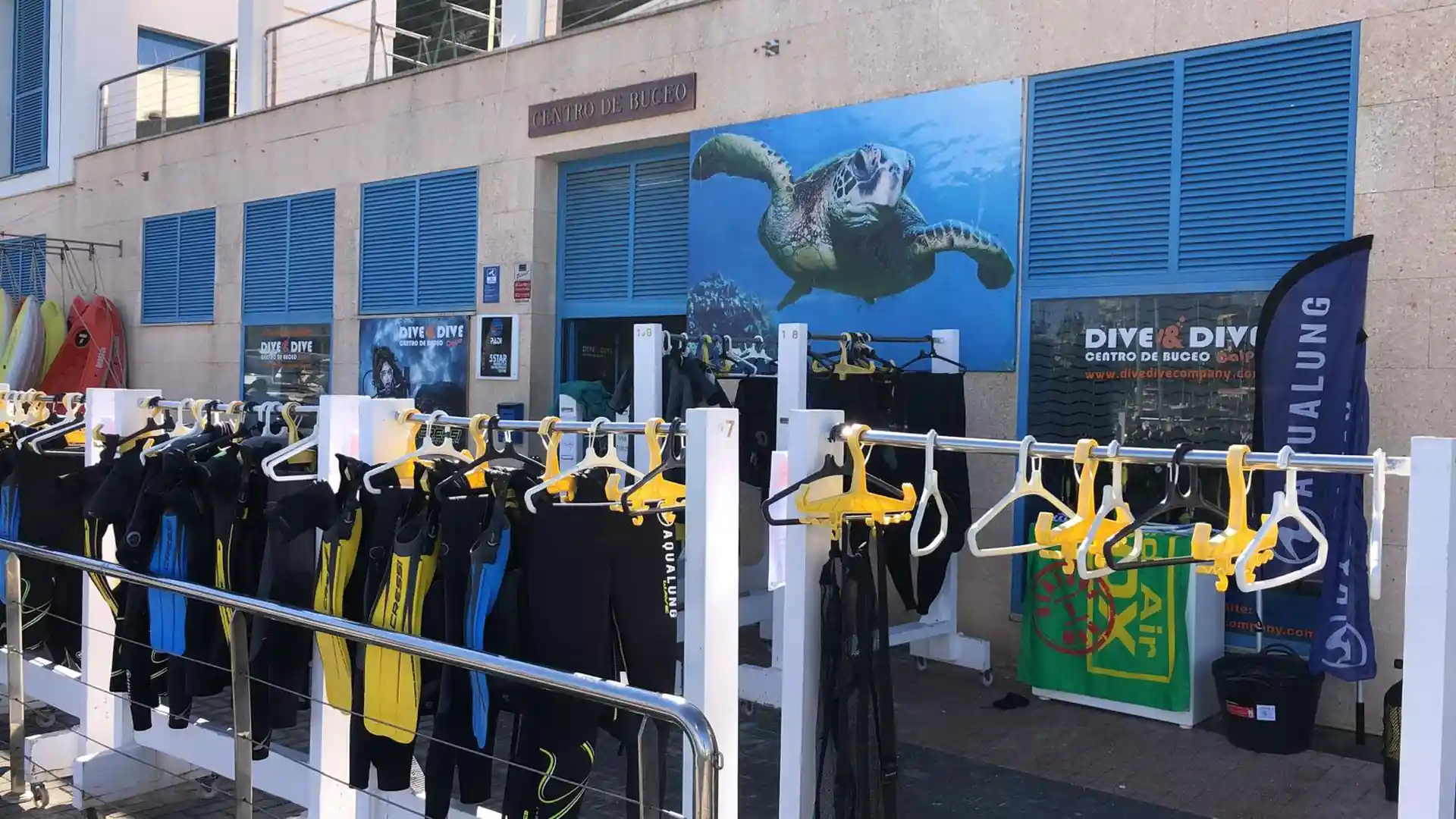 Dive shop photo