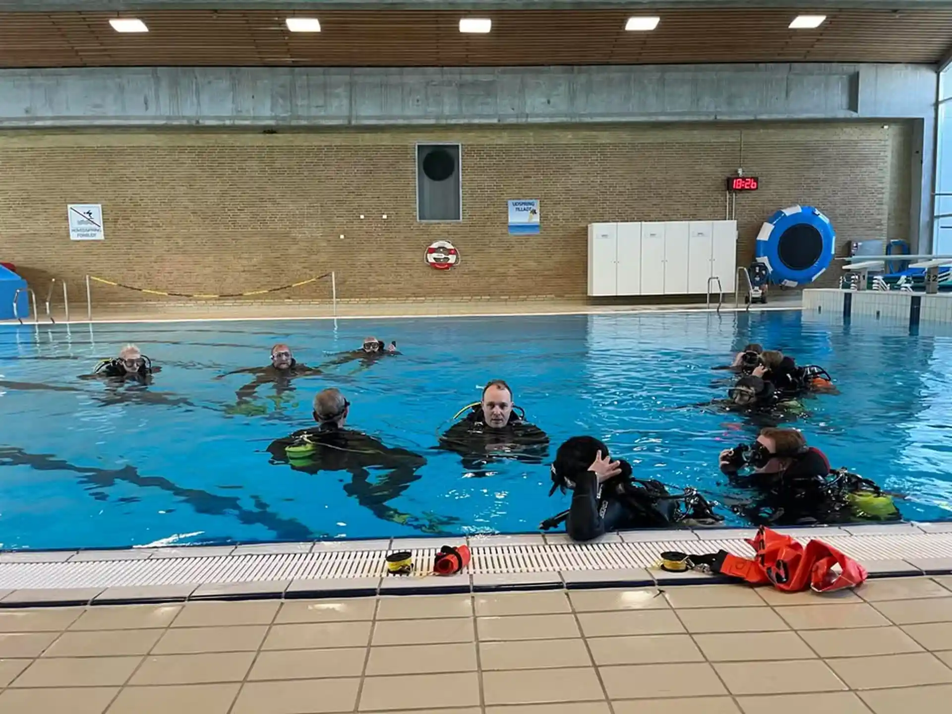 Dive shop photo