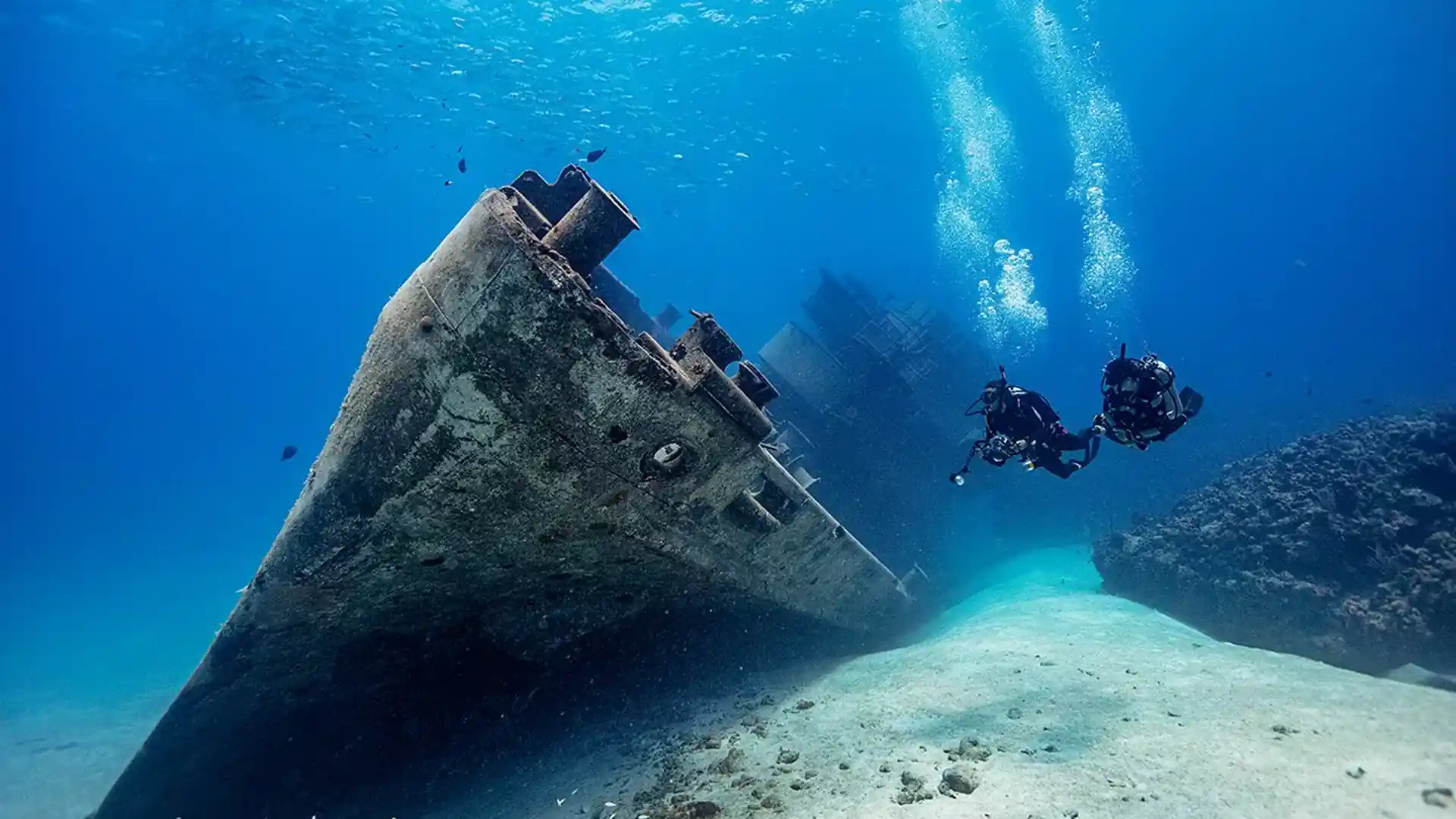 Explore the wrecks that are around Hawaii.