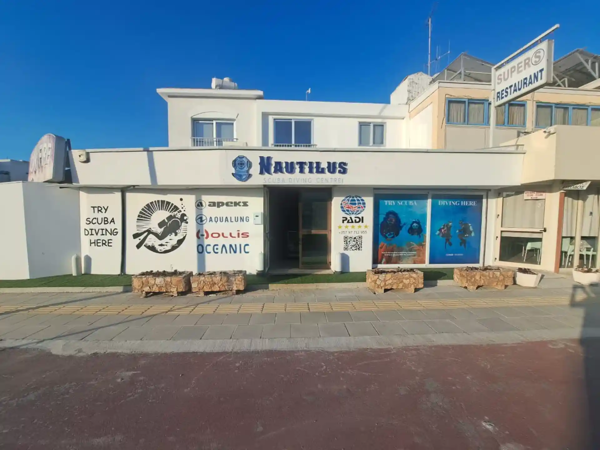 Dive shop photo