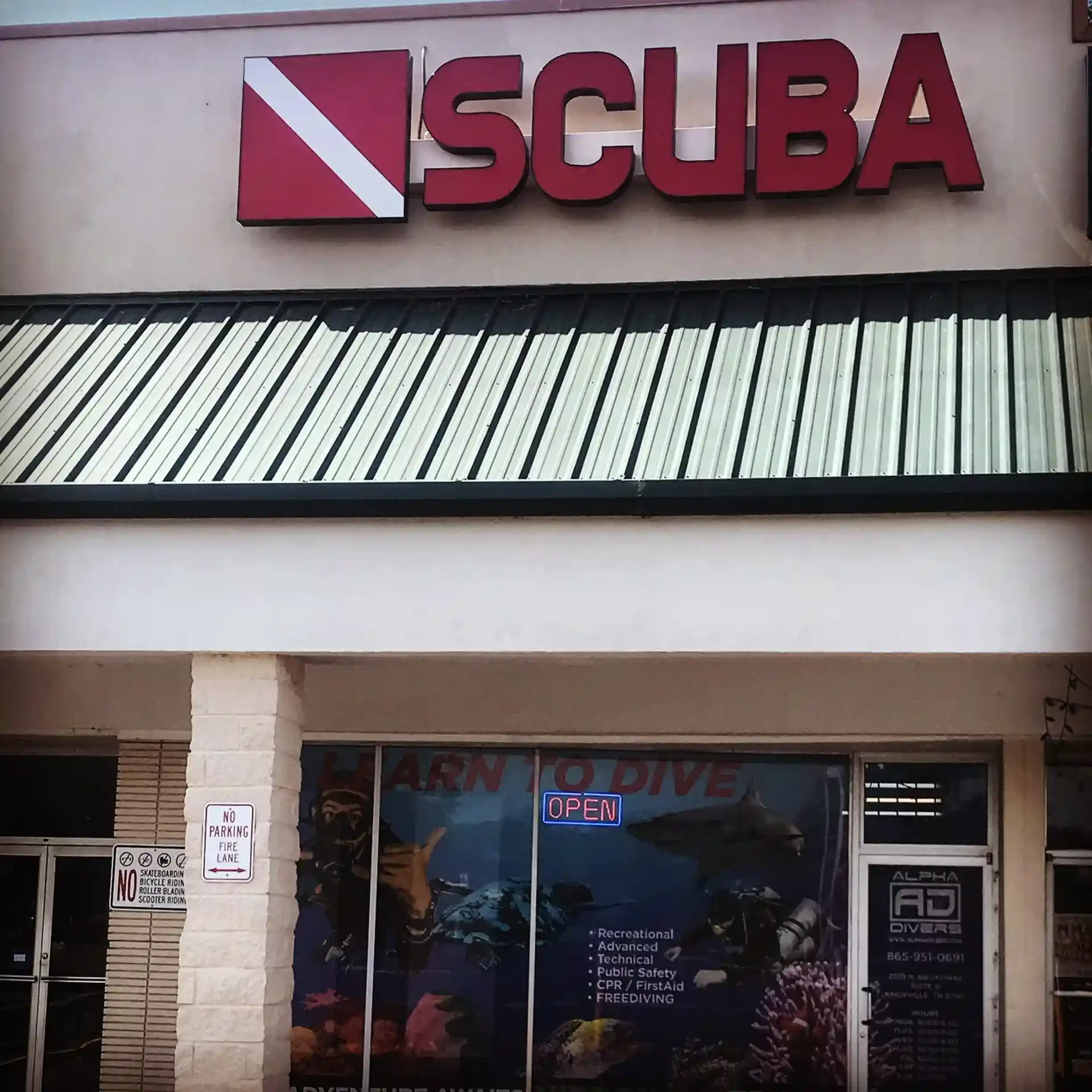 Dive shop photo